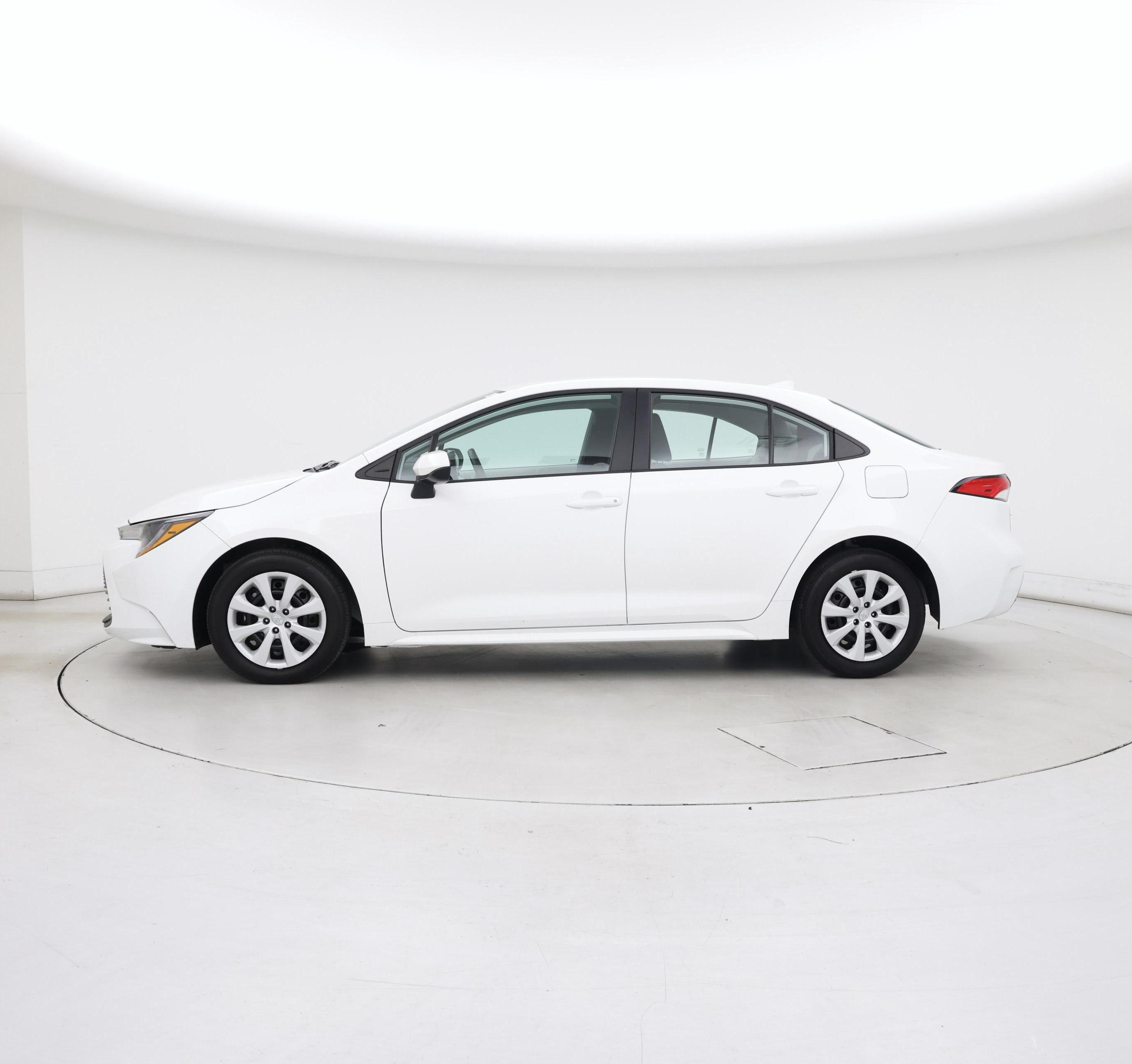 Thumbnail: 2024 Toyota Corolla - 3