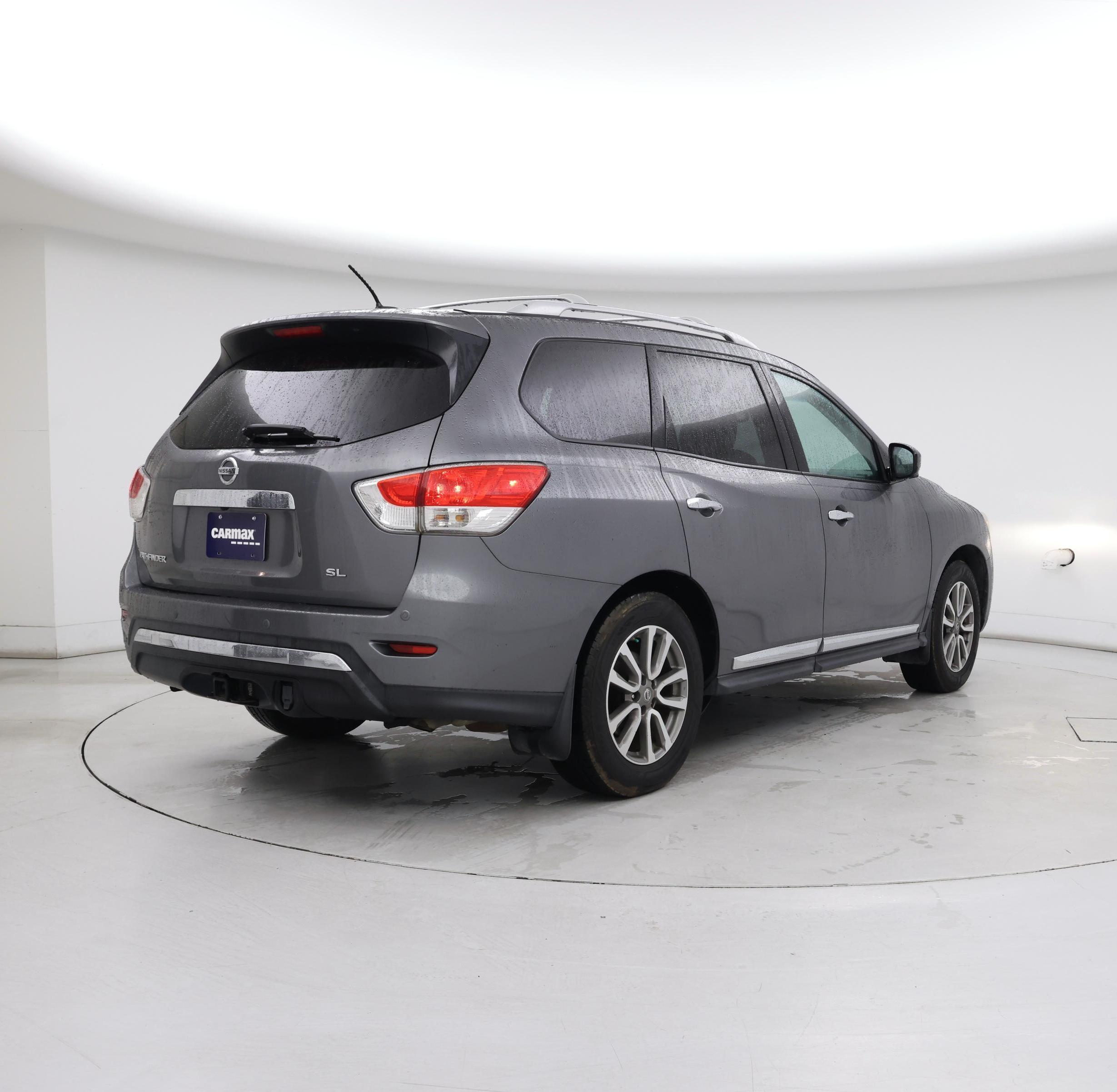 Thumbnail: 2015 Nissan Pathfinder - 8