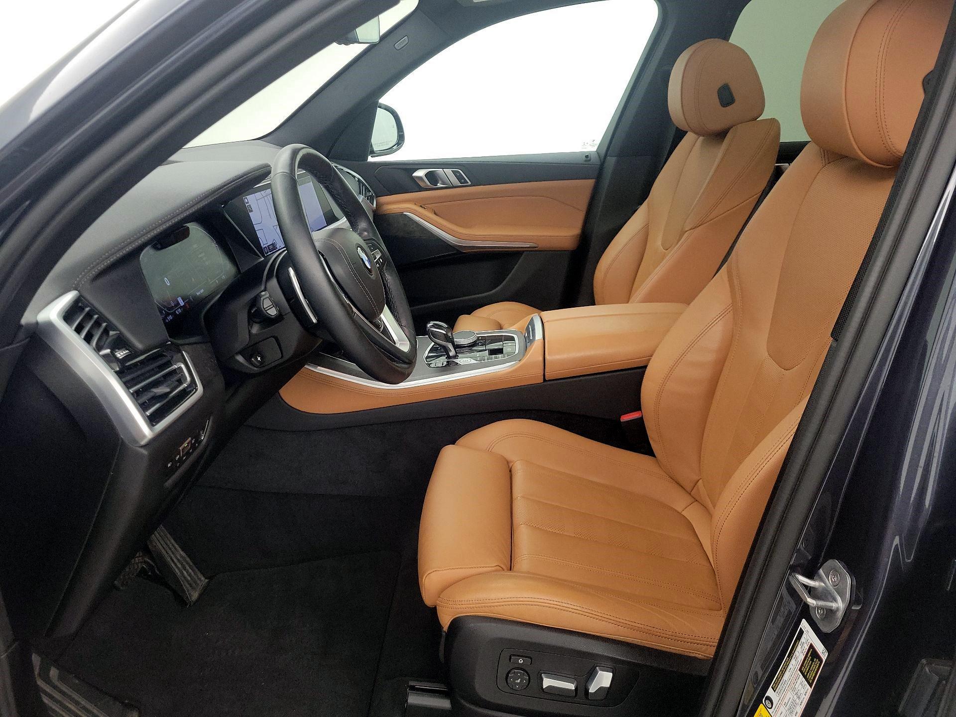 Thumbnail: 2021 BMW X5 - 11