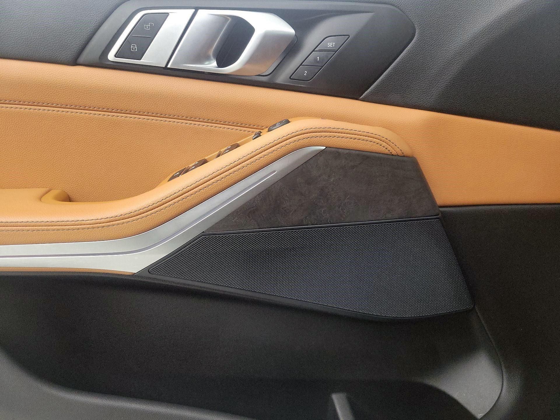 Thumbnail: 2021 BMW X5 - 12
