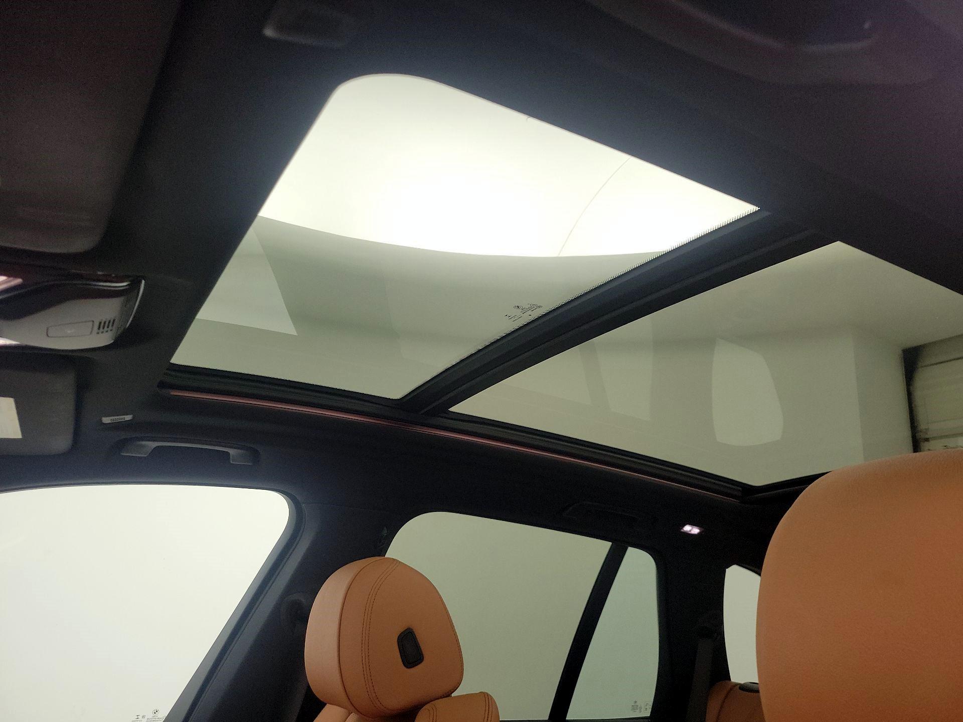 Thumbnail: 2021 BMW X5 - 20