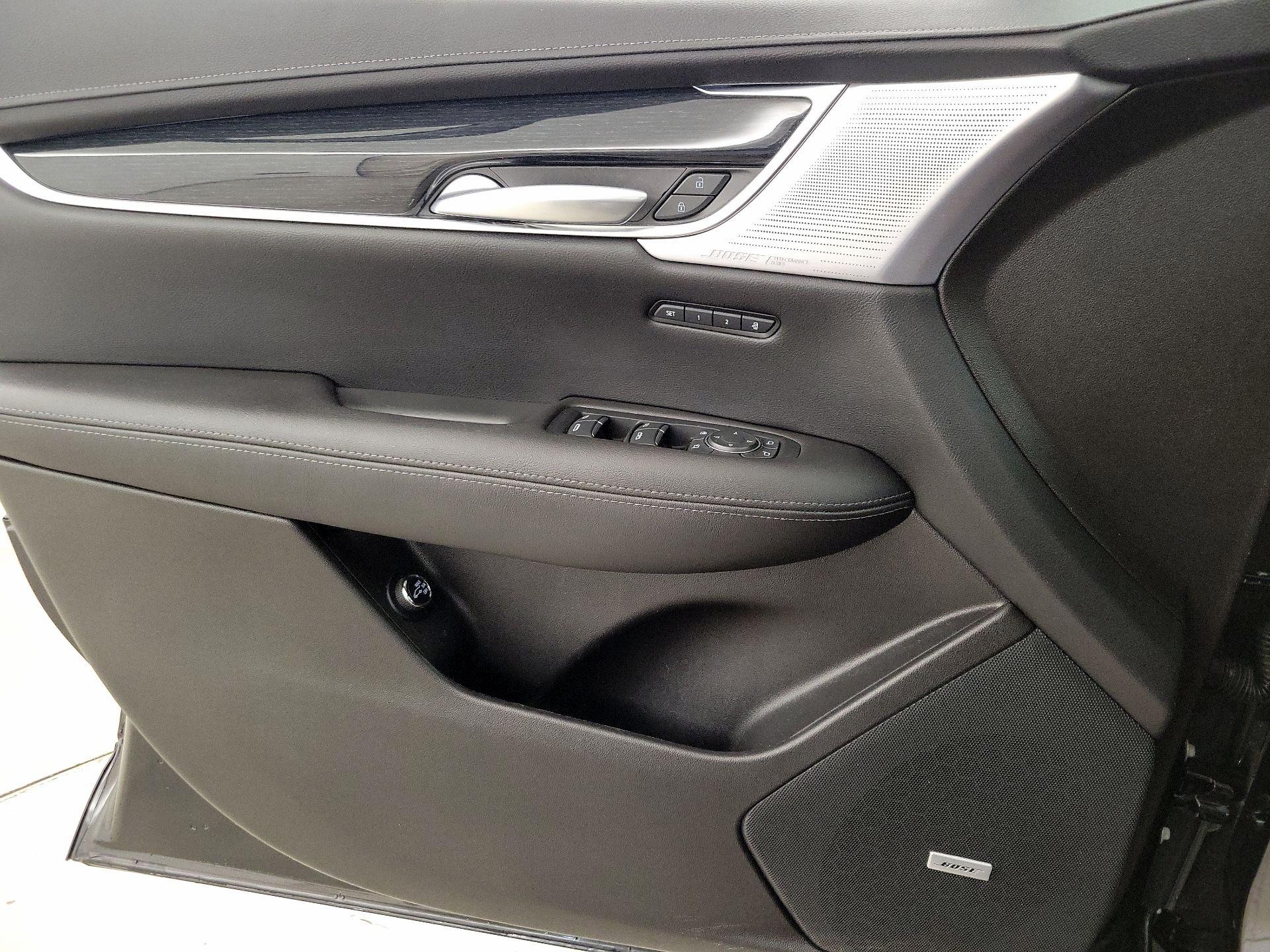 Thumbnail: 2024 Cadillac XT5 - 12