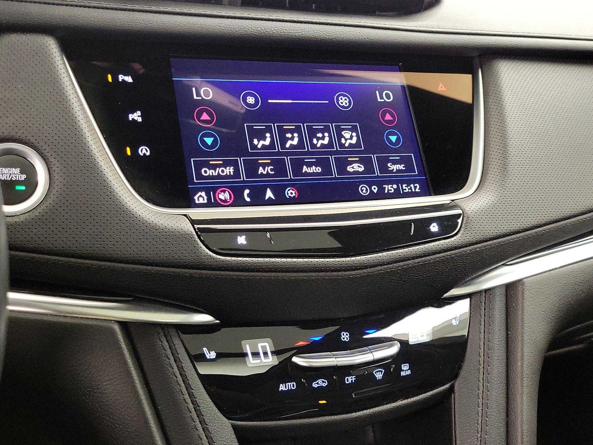 Thumbnail: 2024 Cadillac XT5 - 17