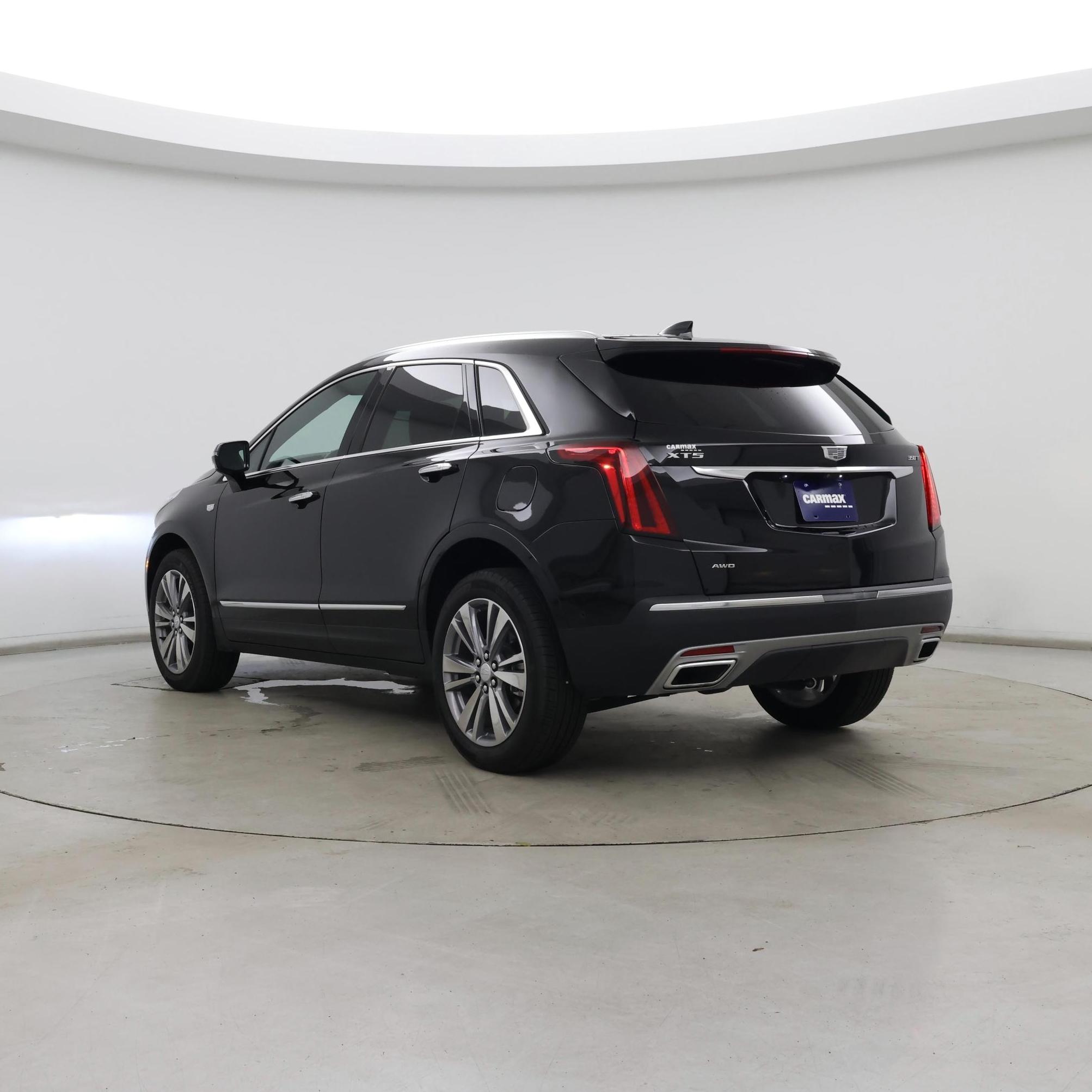 Thumbnail: 2024 Cadillac XT5 - 2