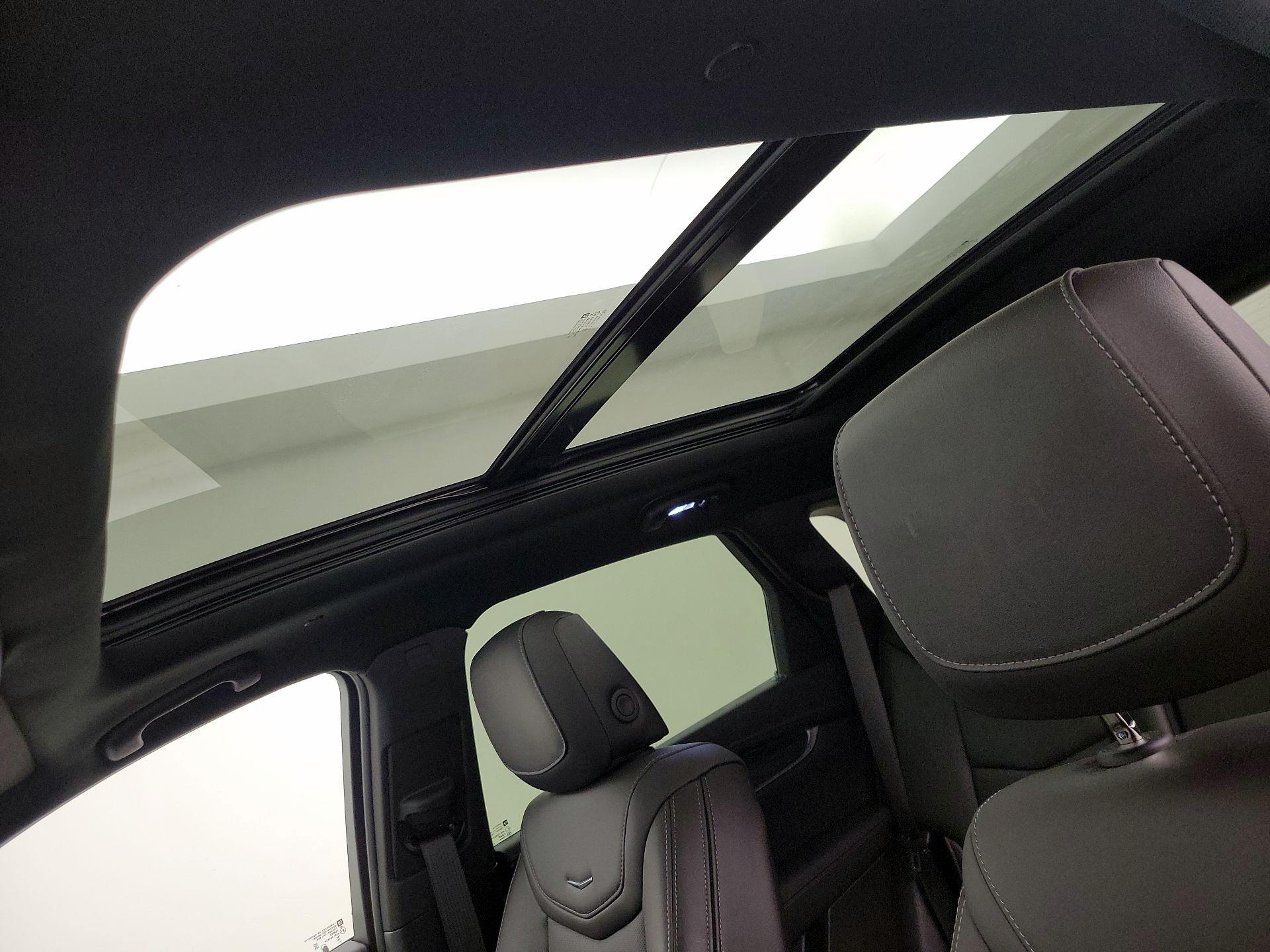 Thumbnail: 2024 Cadillac XT5 - 20