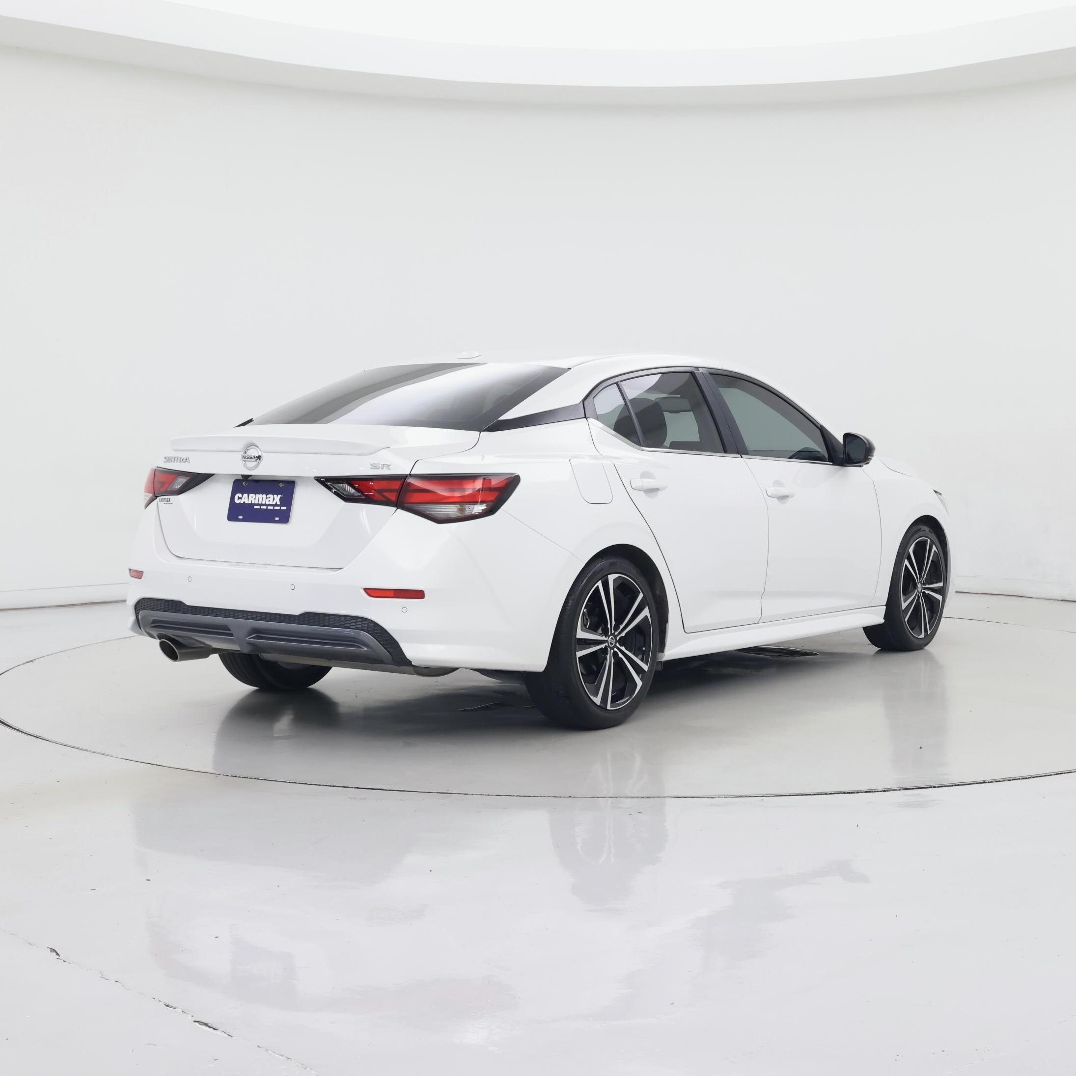 Thumbnail: 2021 Nissan Sentra - 8