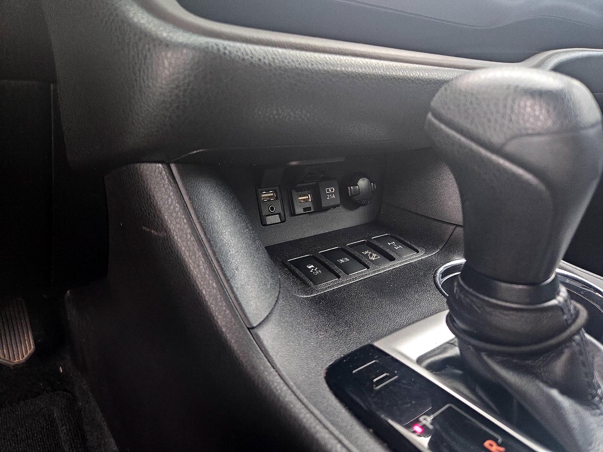 Thumbnail: 2019 Toyota Highlander - 18