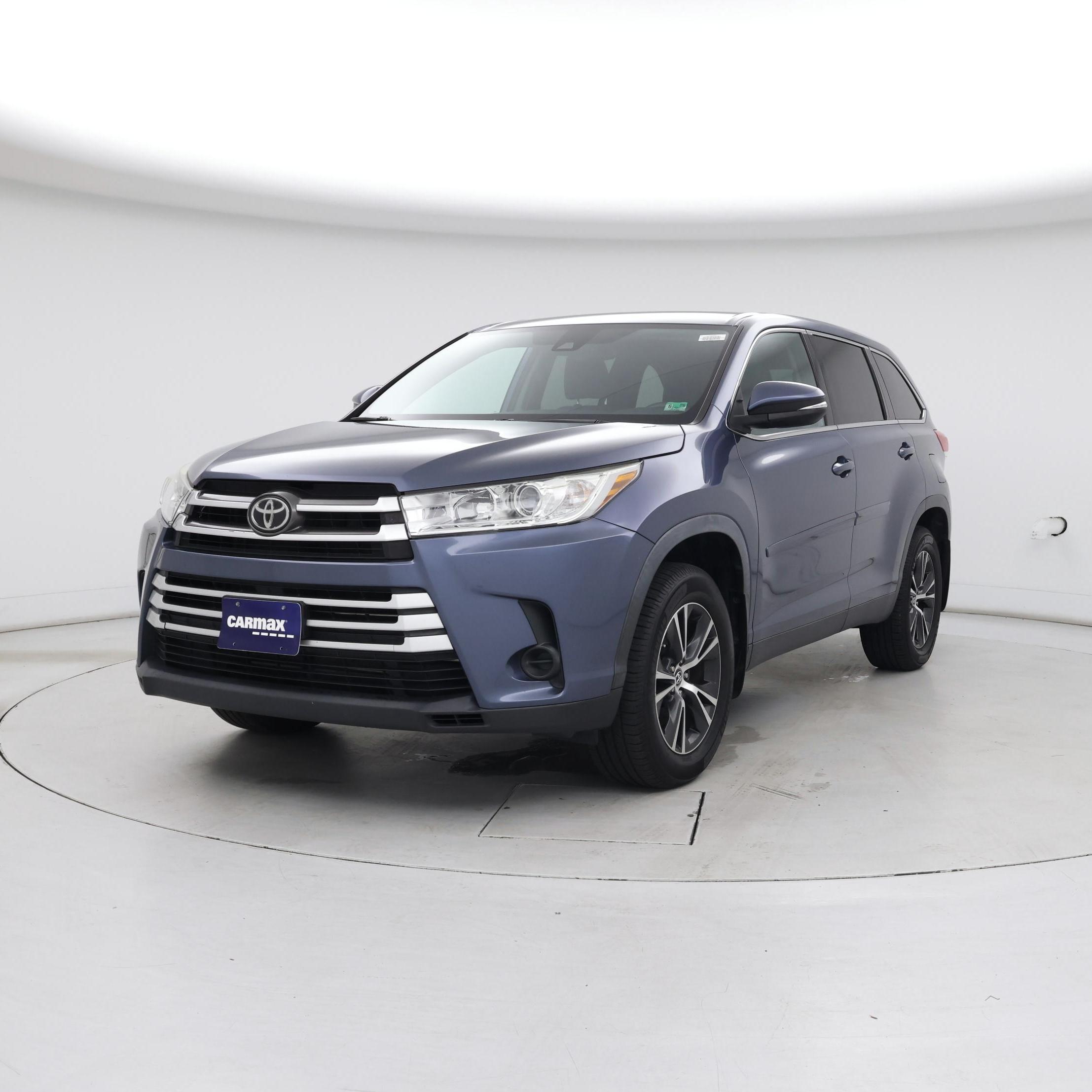 Thumbnail: 2019 Toyota Highlander - 4