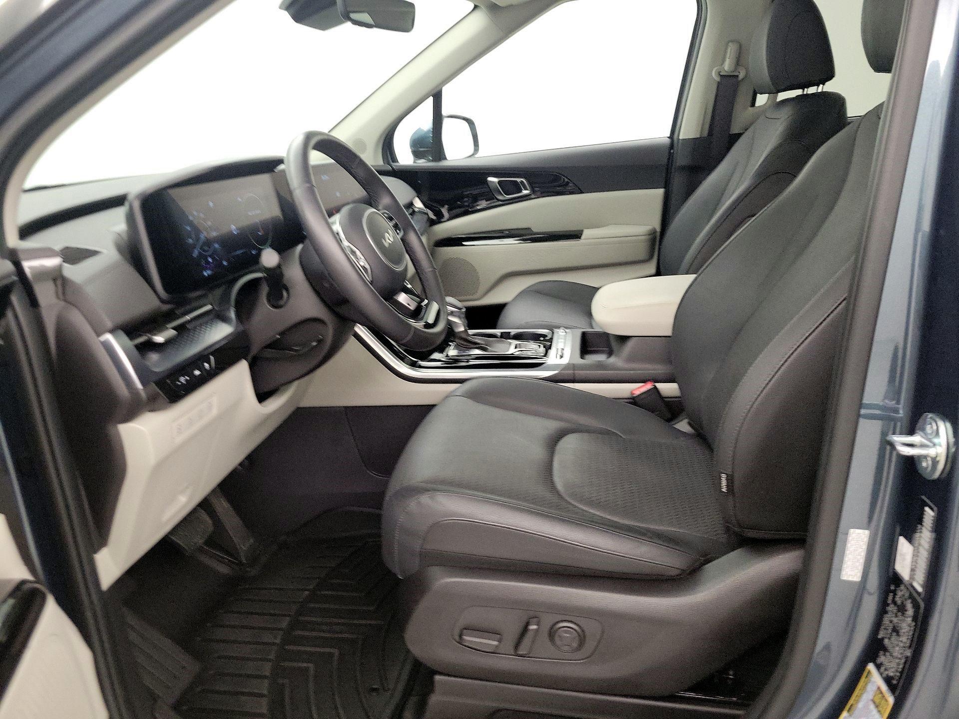 Thumbnail: 2024 Kia Carnival - 11