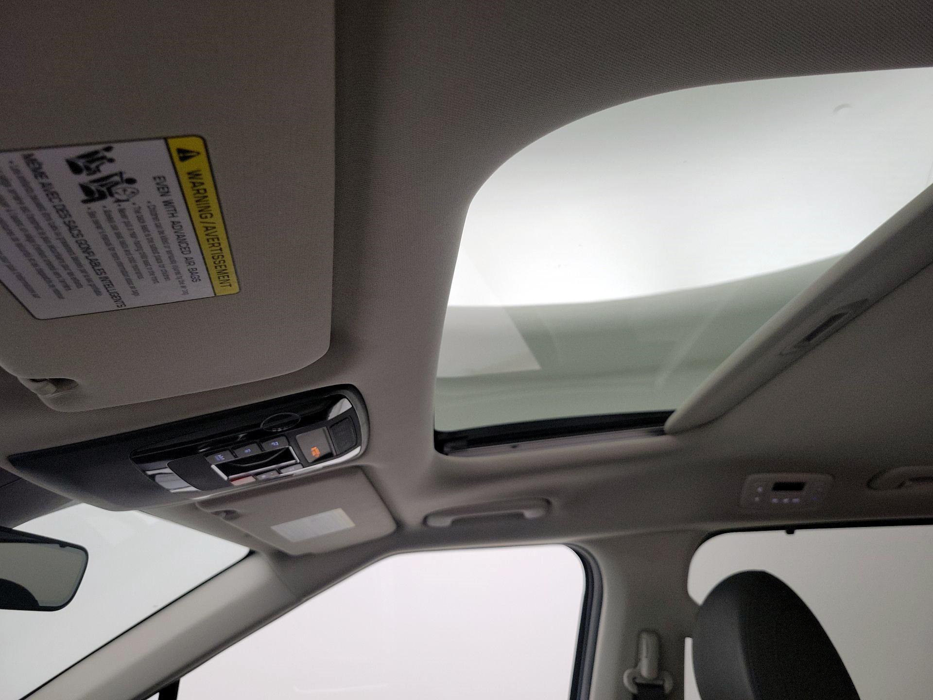 Thumbnail: 2024 Kia Carnival - 20