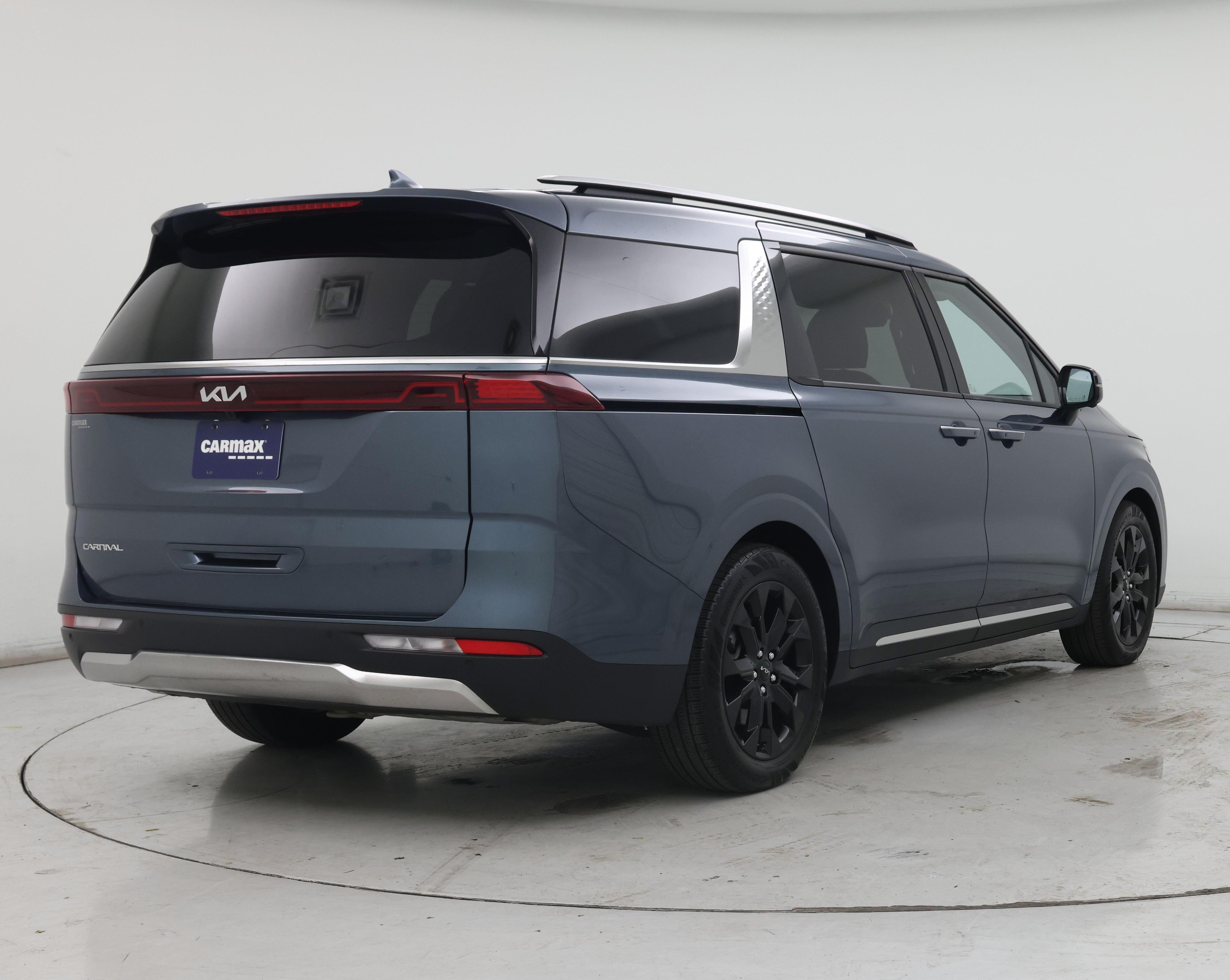 Thumbnail: 2024 Kia Carnival - 8
