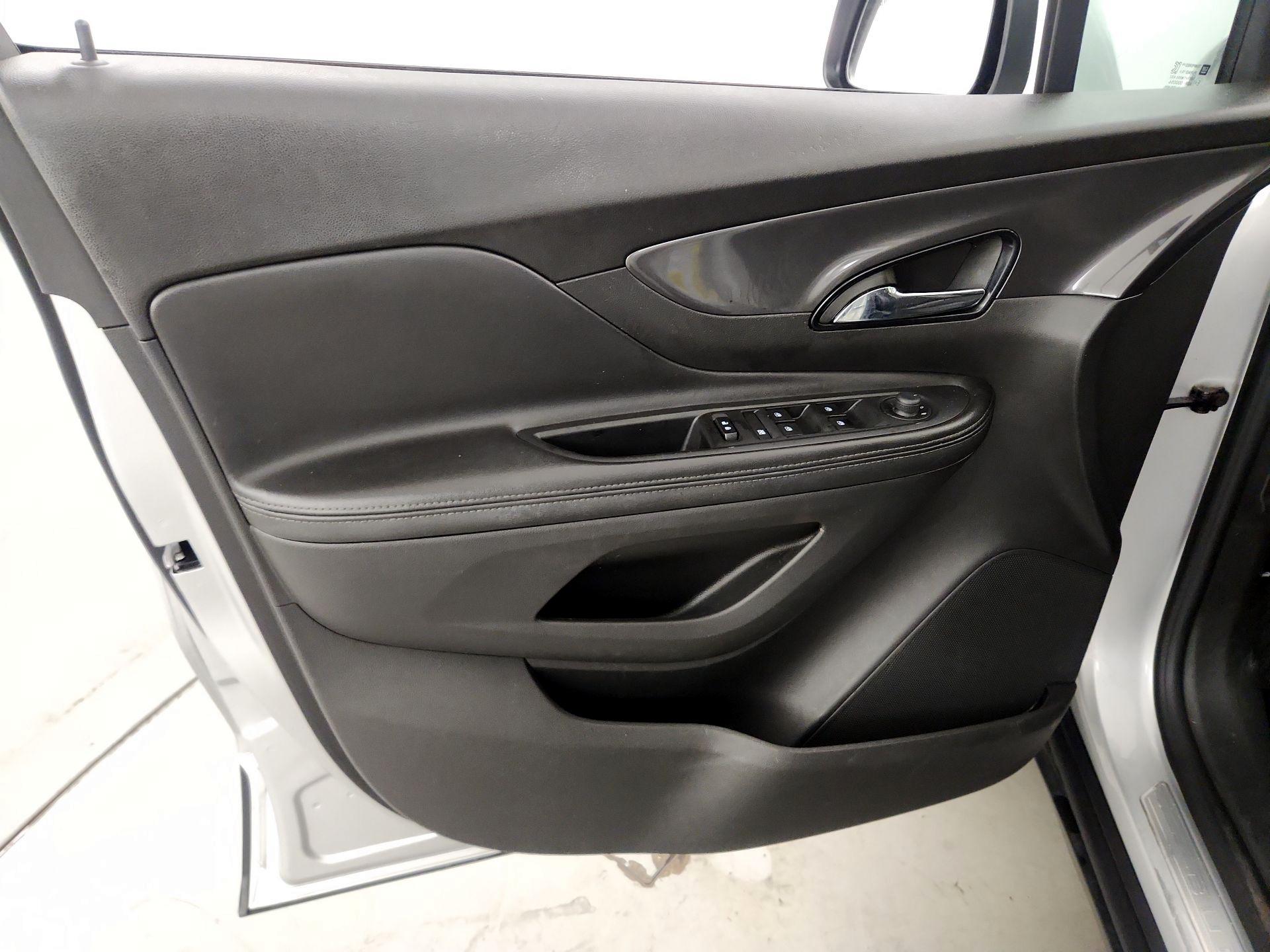 Thumbnail: 2020 Buick Encore - 12