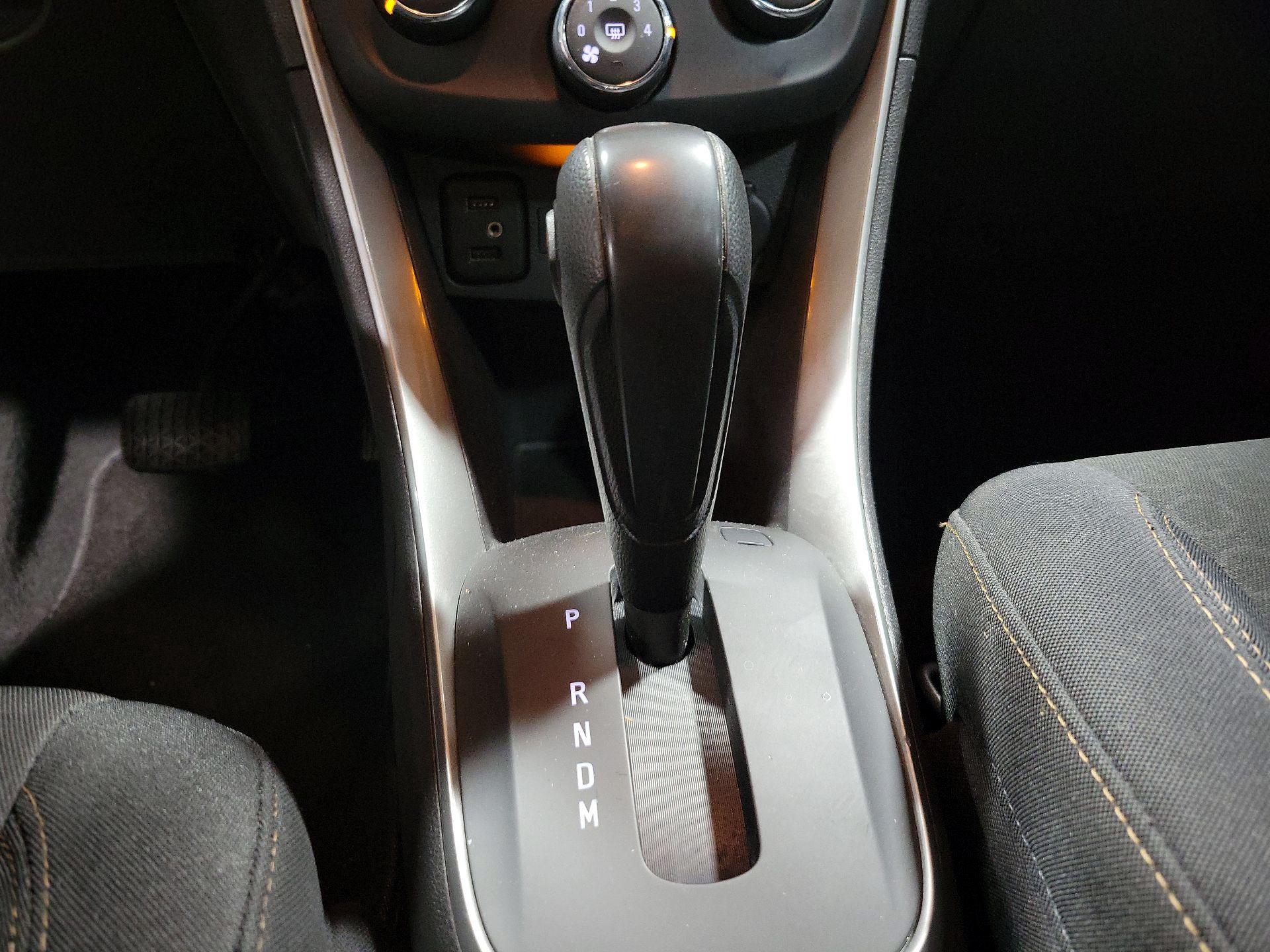 Thumbnail: 2019 Chevrolet Trax - 17