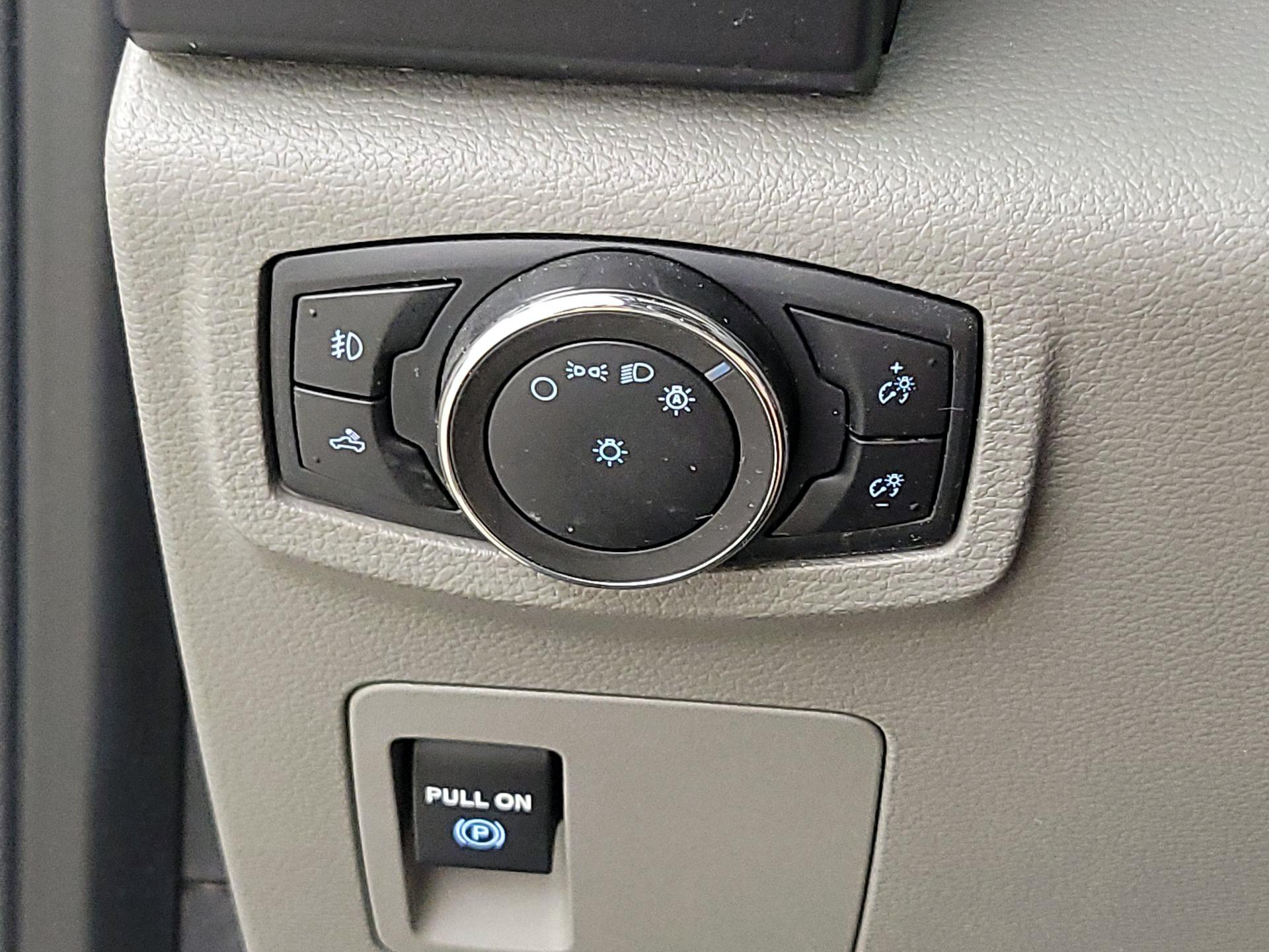 Thumbnail: 2020 Ford F-150 - 13