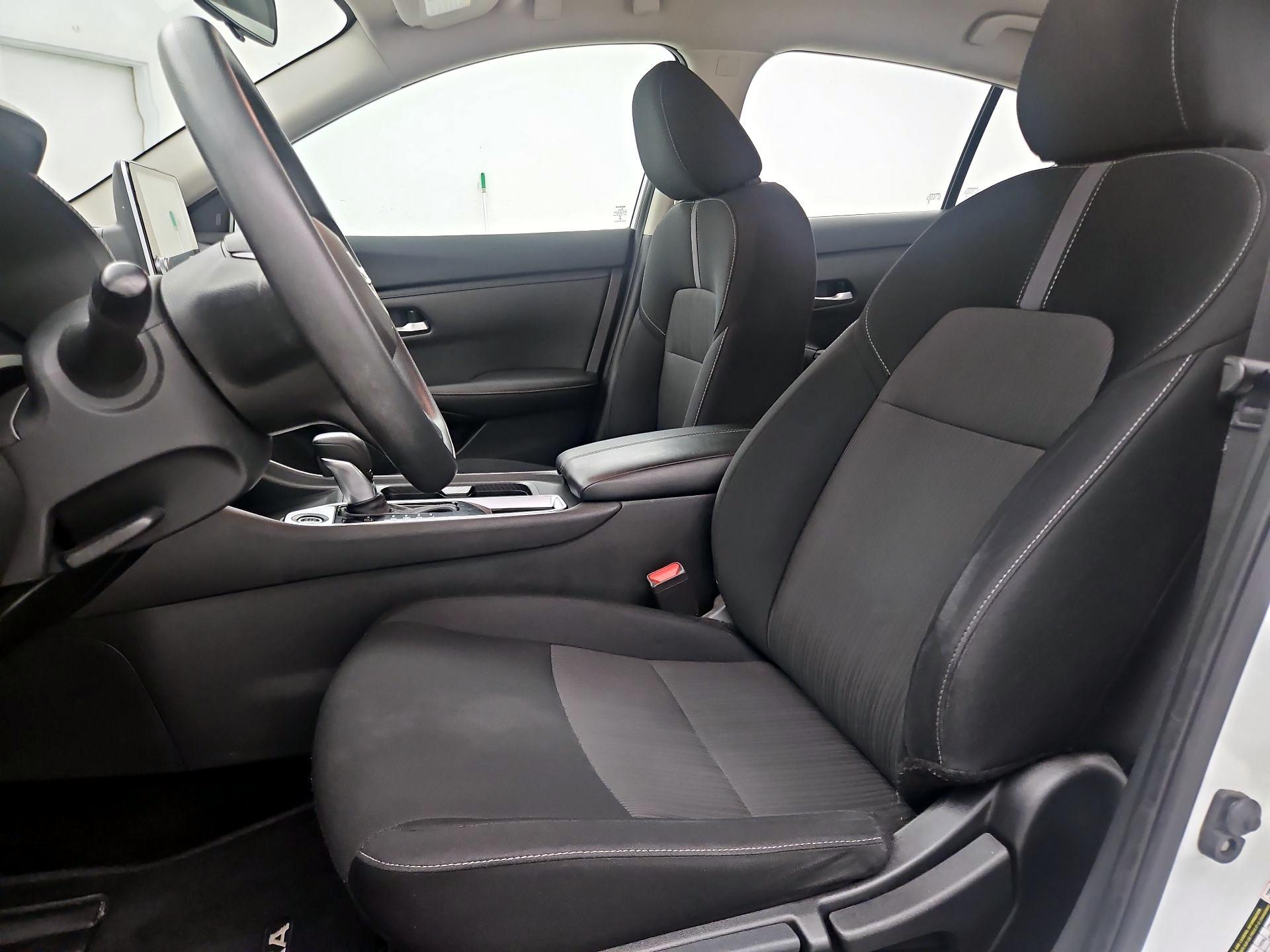 Thumbnail: 2023 Nissan Sentra - 11