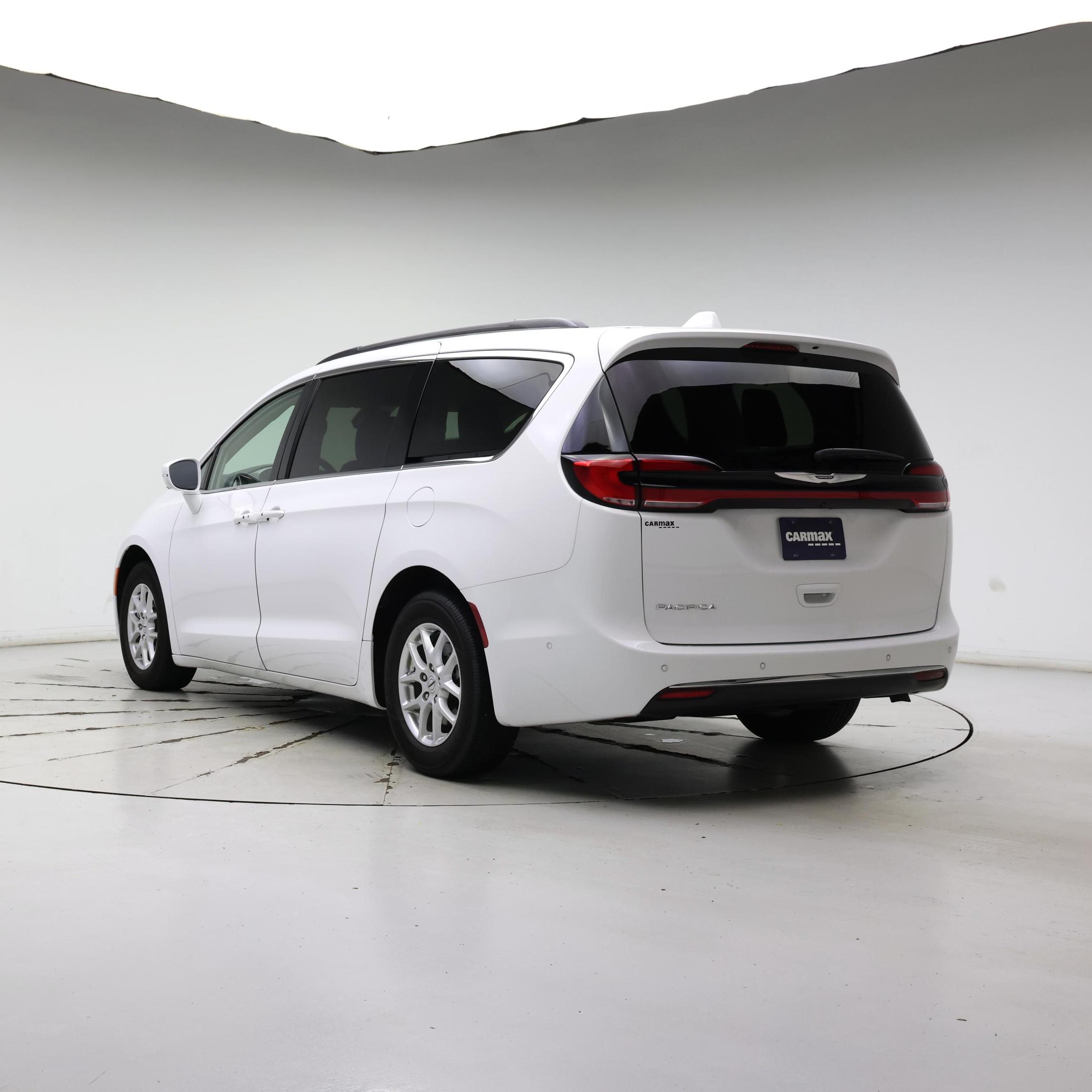 Thumbnail: 2022 Chrysler Pacifica - 2