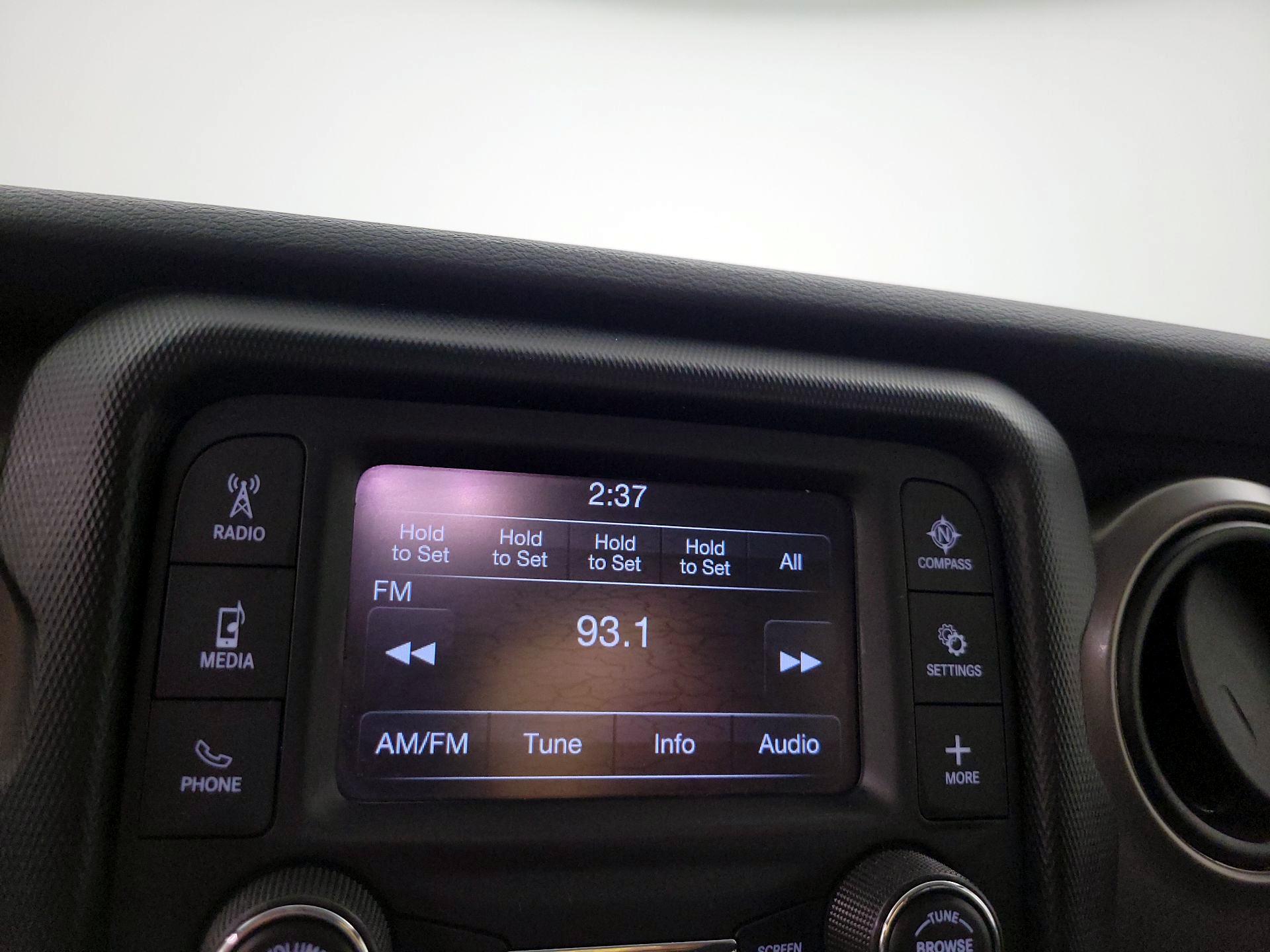 Thumbnail: 2020 Jeep Wrangler - 15