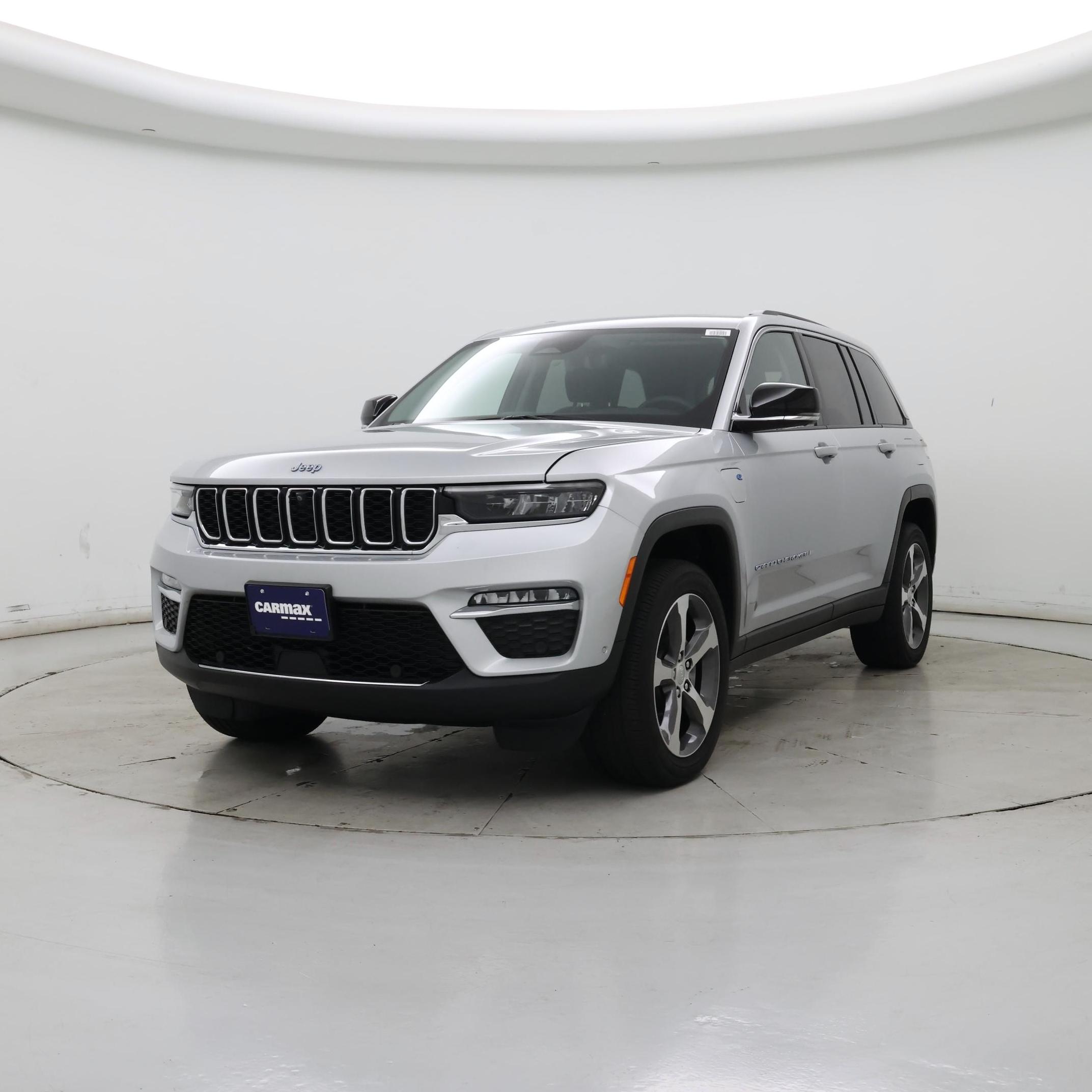 Thumbnail: 2023 Jeep Grand Cherokee - 4