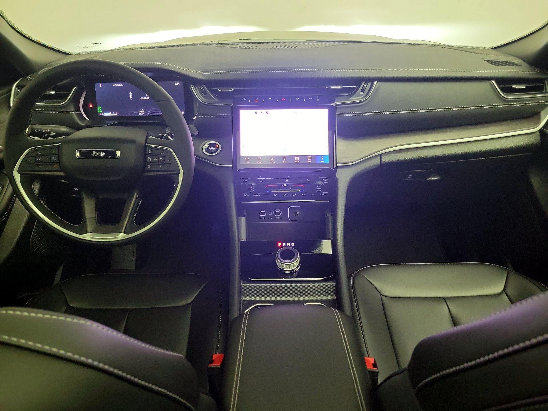 Thumbnail: 2025 Jeep Grand Cherokee - 9