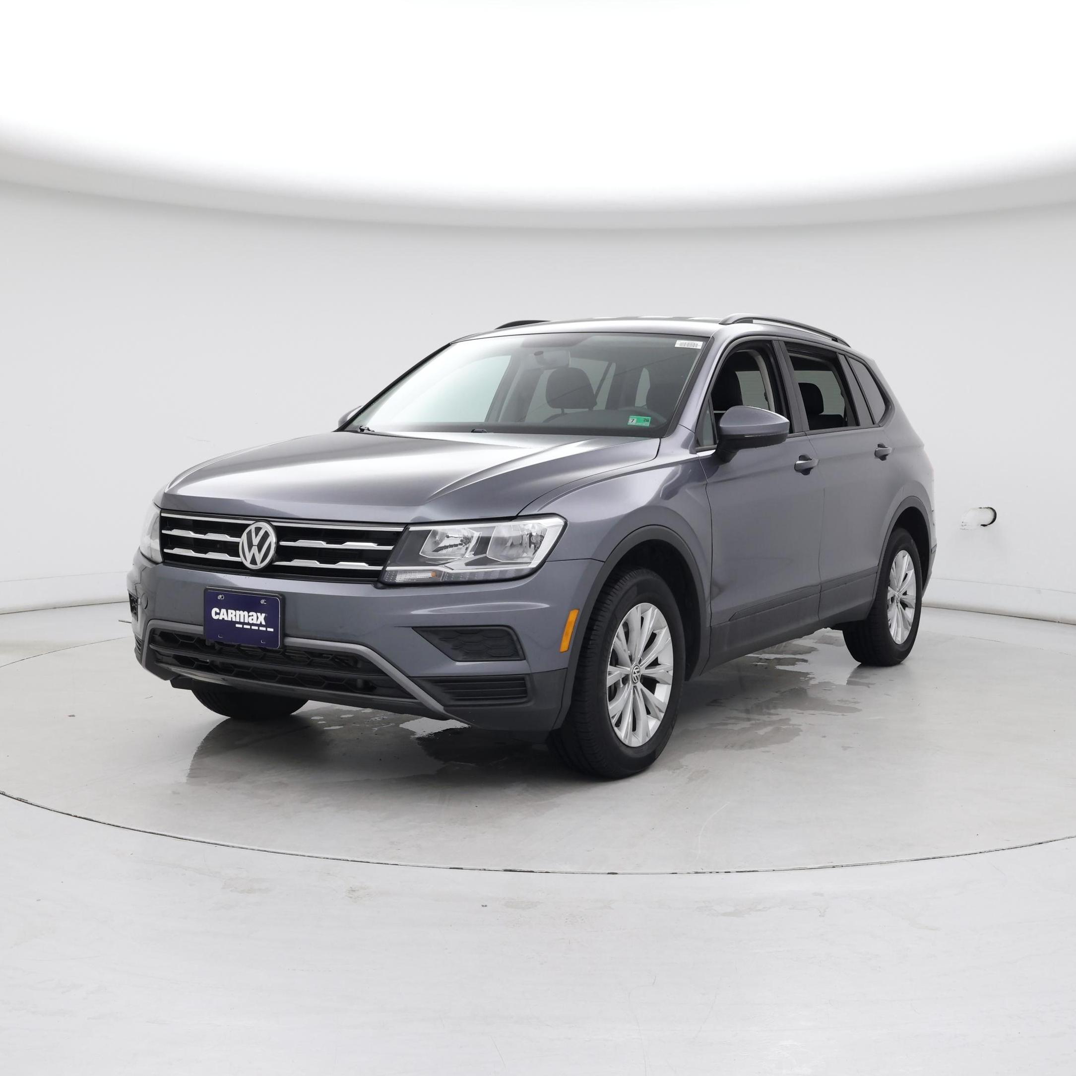 Thumbnail: 2019 Volkswagen Tiguan - 4