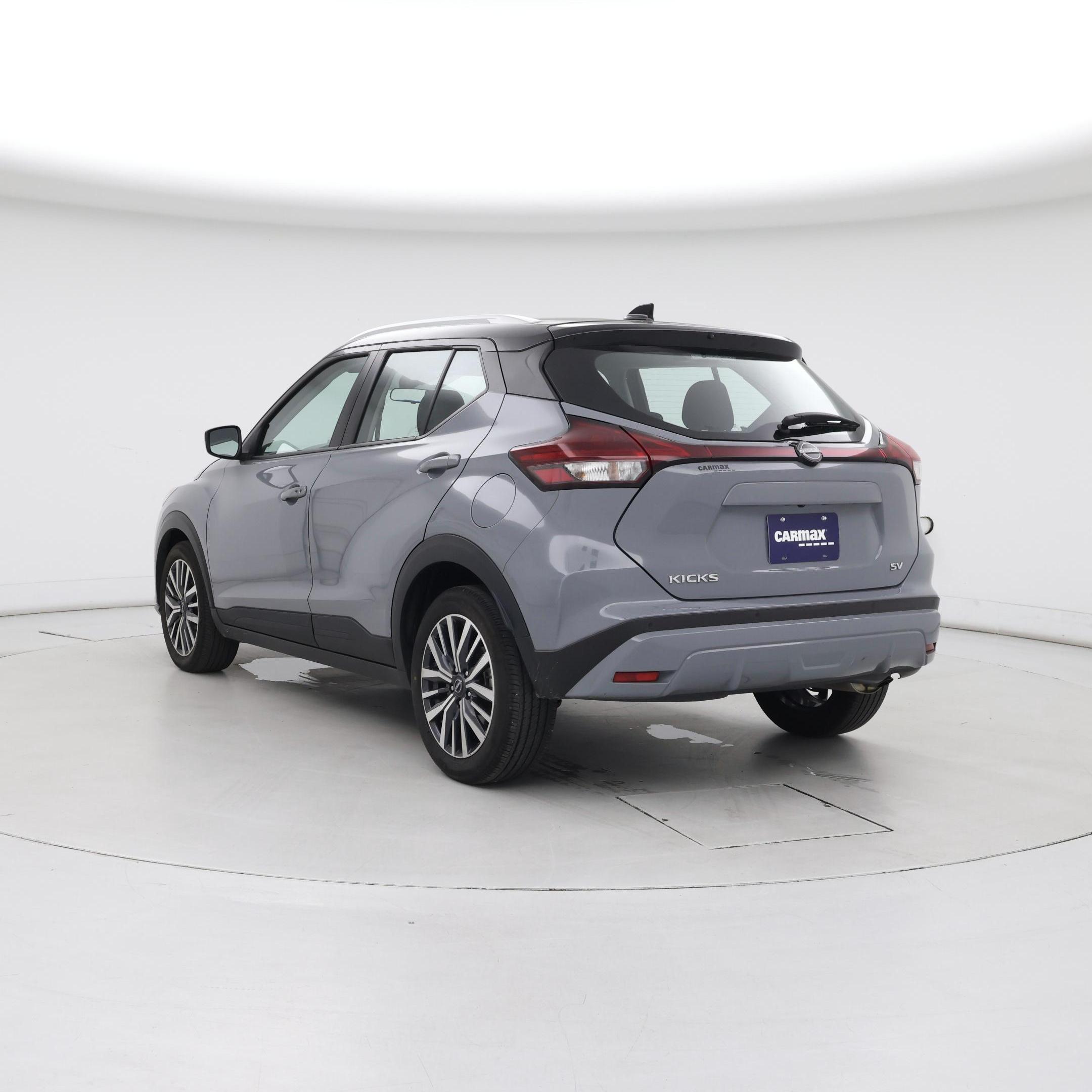 Thumbnail: 2023 Nissan Kicks - 2