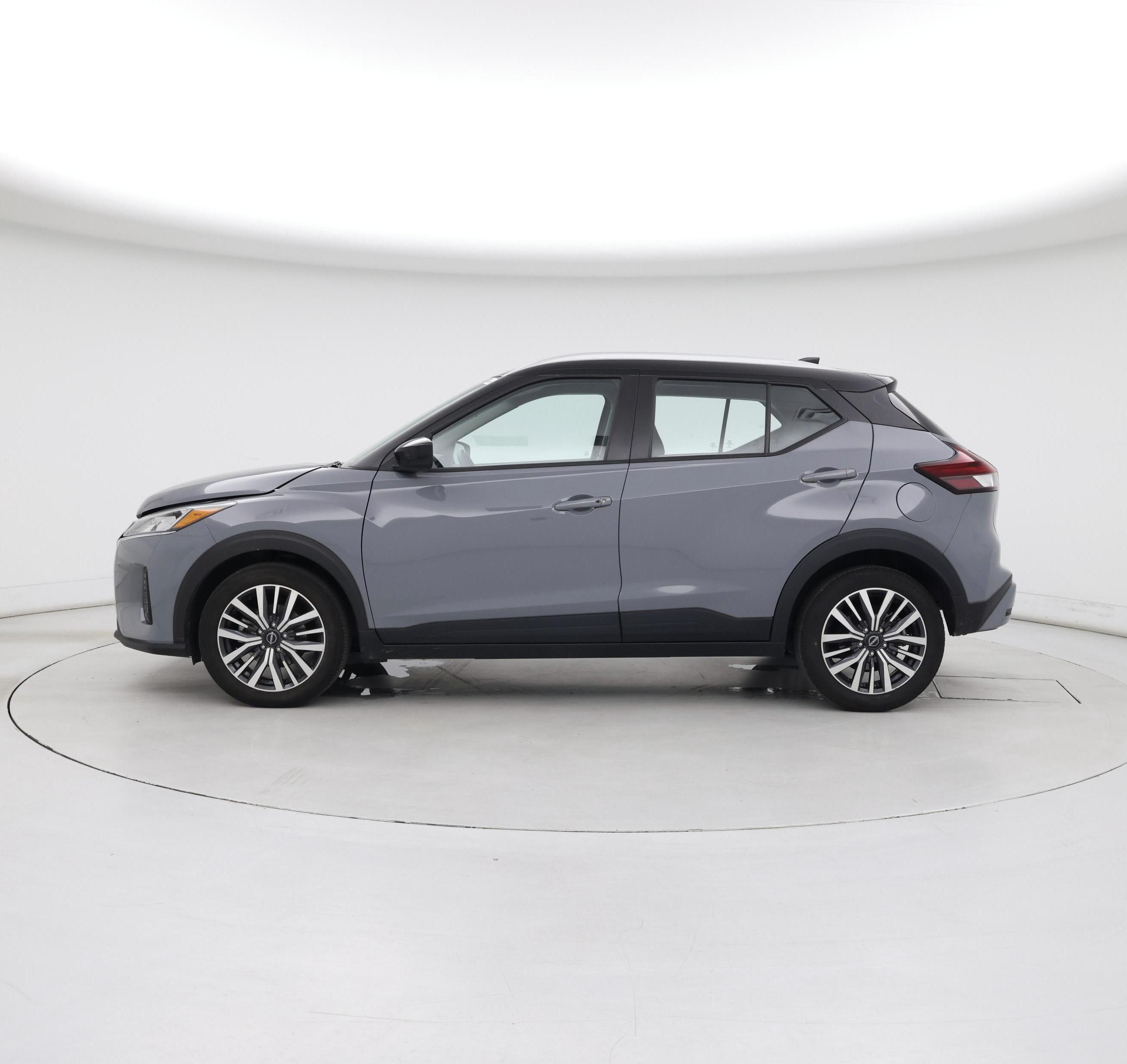 Thumbnail: 2023 Nissan Kicks - 3
