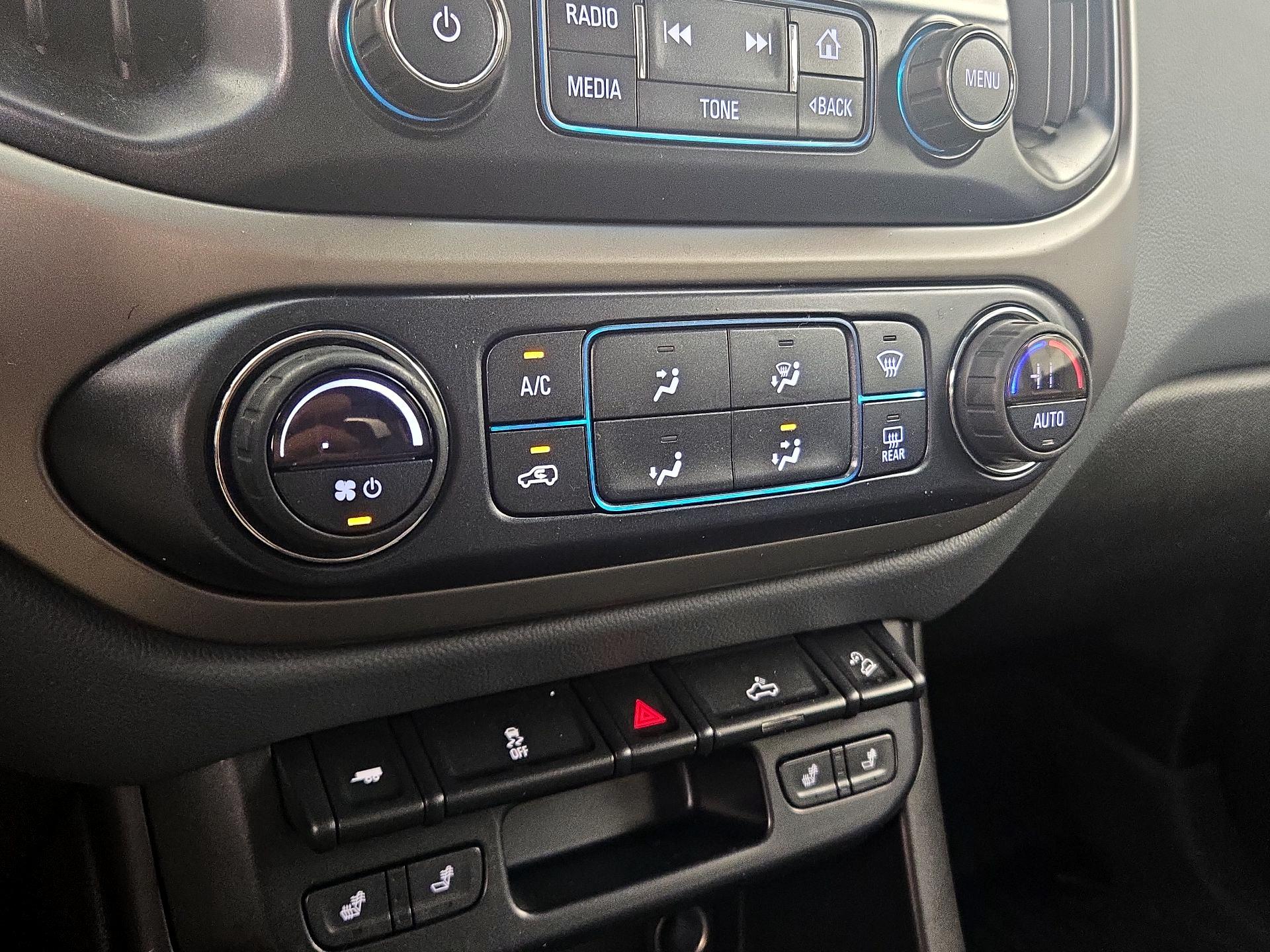 Thumbnail: 2016 Chevrolet Colorado - 17