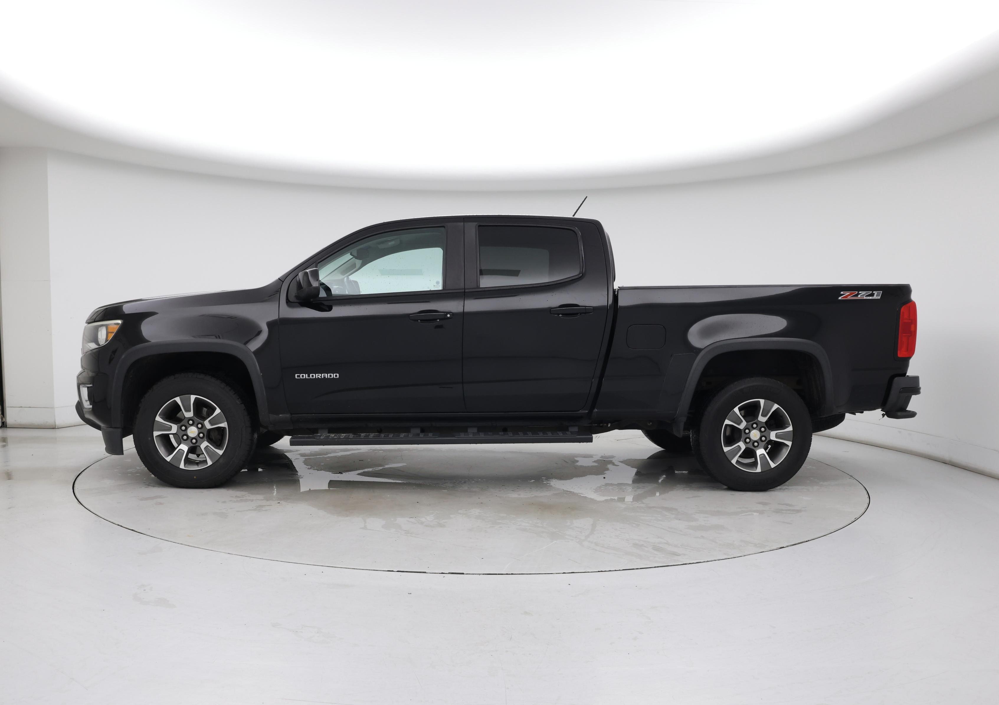 Thumbnail: 2016 Chevrolet Colorado - 3