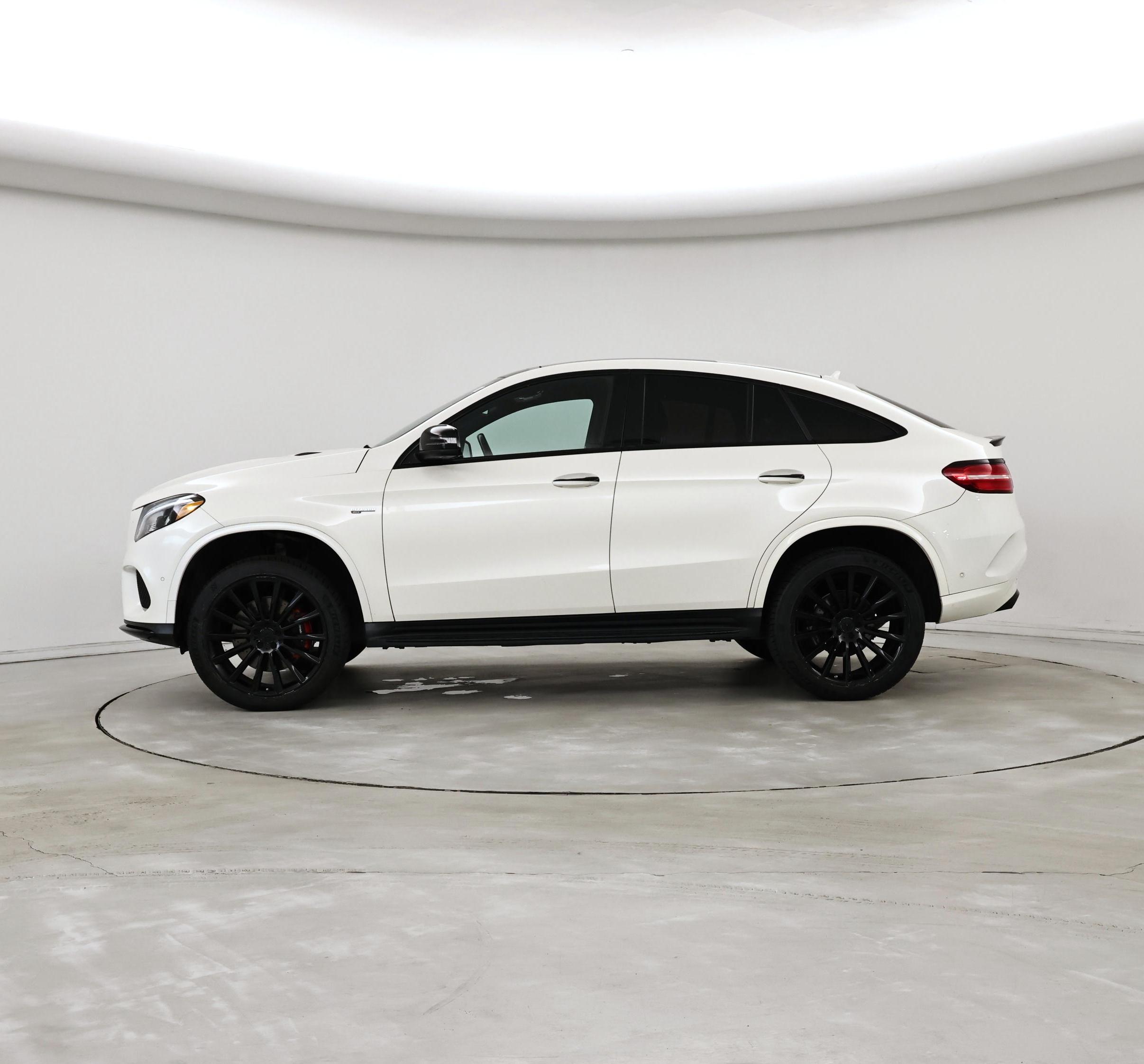 Thumbnail: 2019 Mercedes-Benz GLE - 3