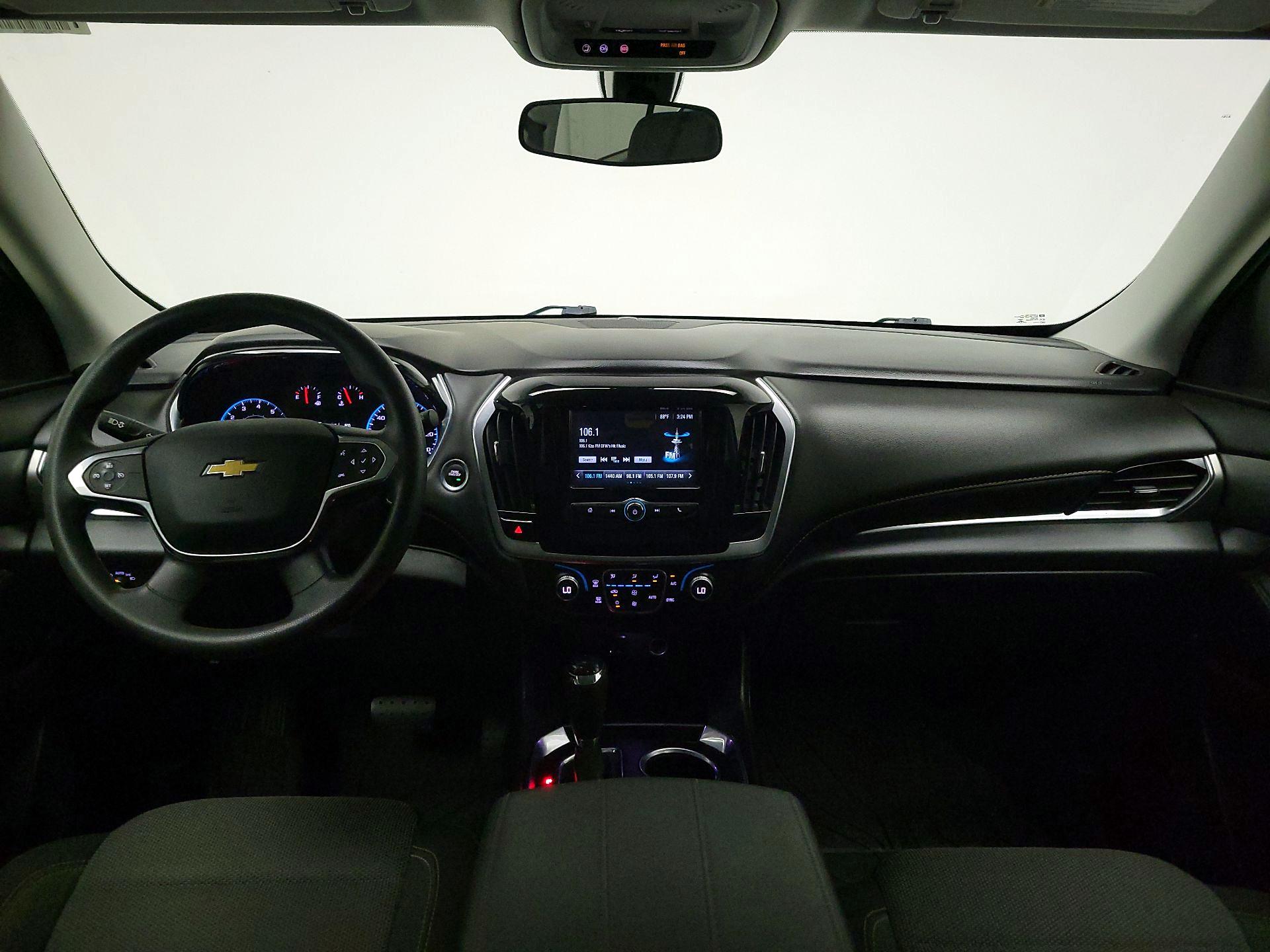 Thumbnail: 2019 Chevrolet Traverse - 9