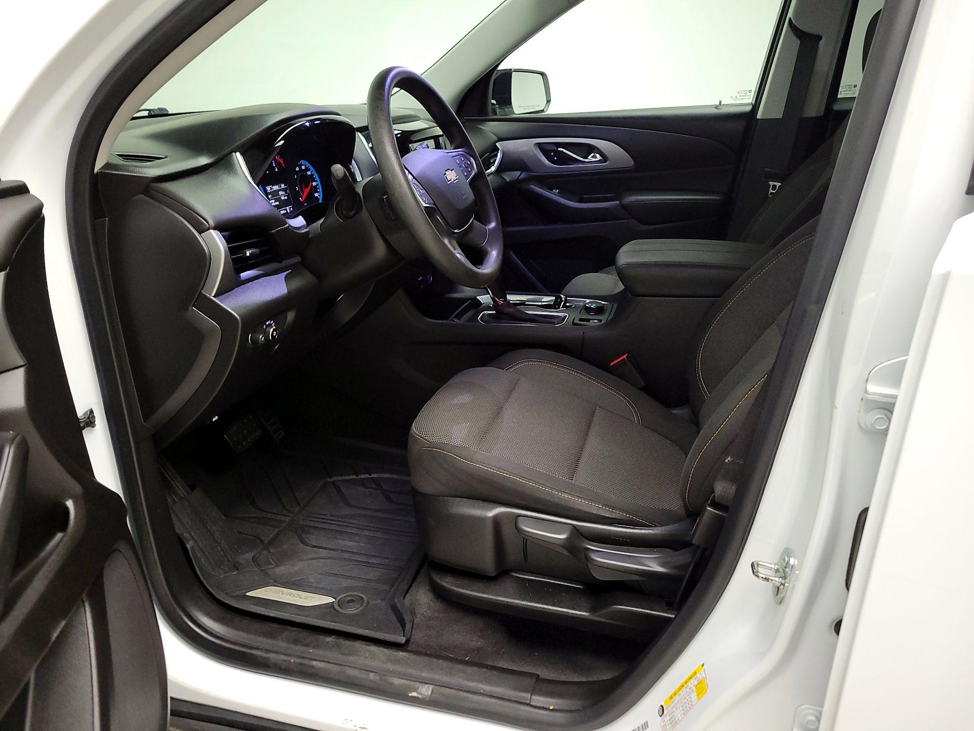 Thumbnail: 2019 Chevrolet Traverse - 11