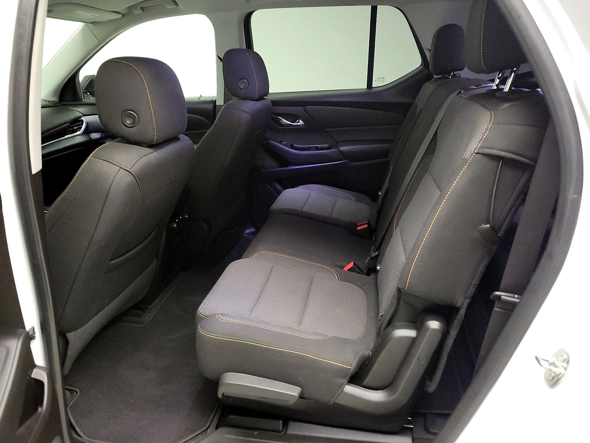 Thumbnail: 2019 Chevrolet Traverse - 18