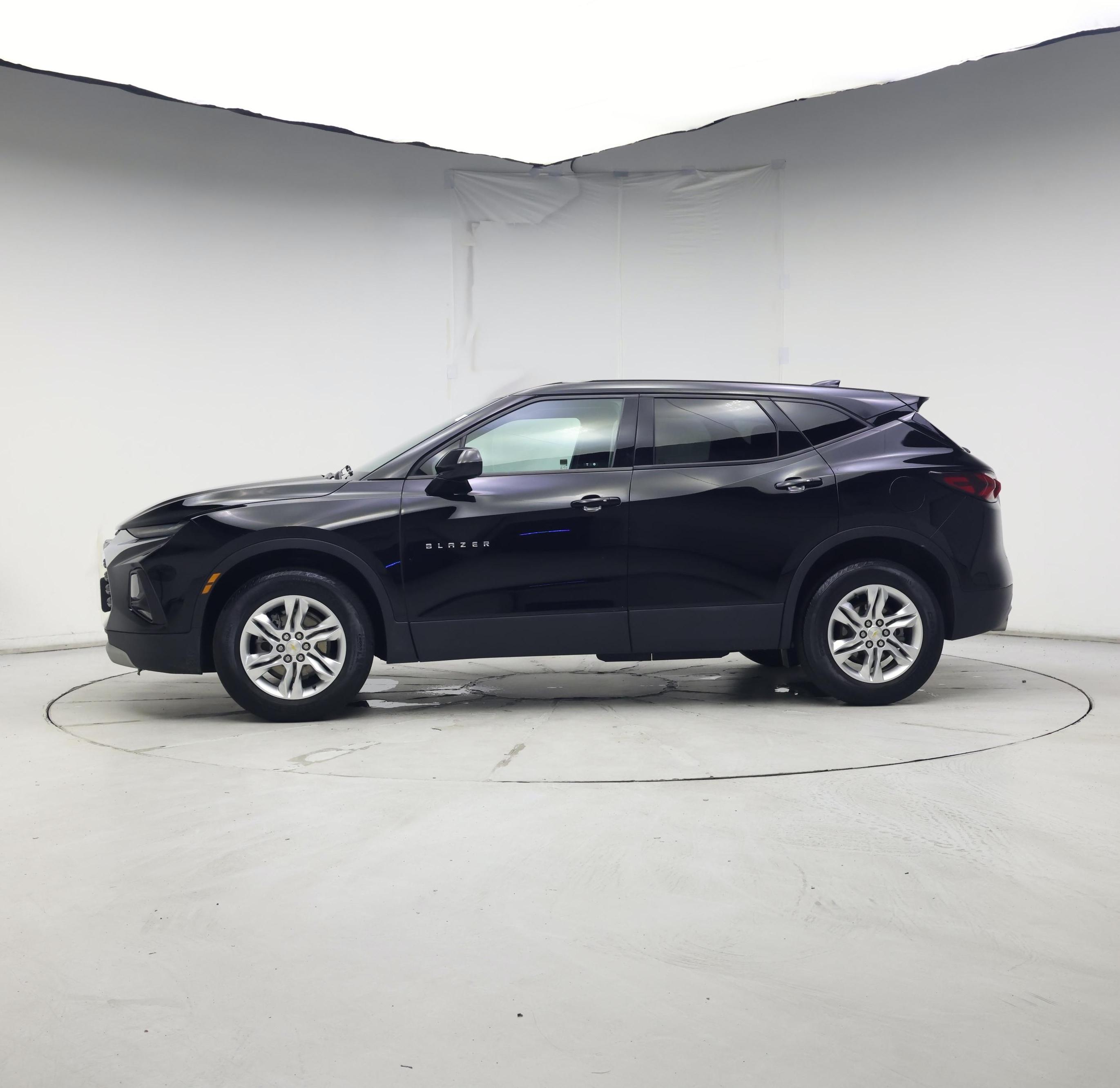 Thumbnail: 2022 Chevrolet Blazer - 3