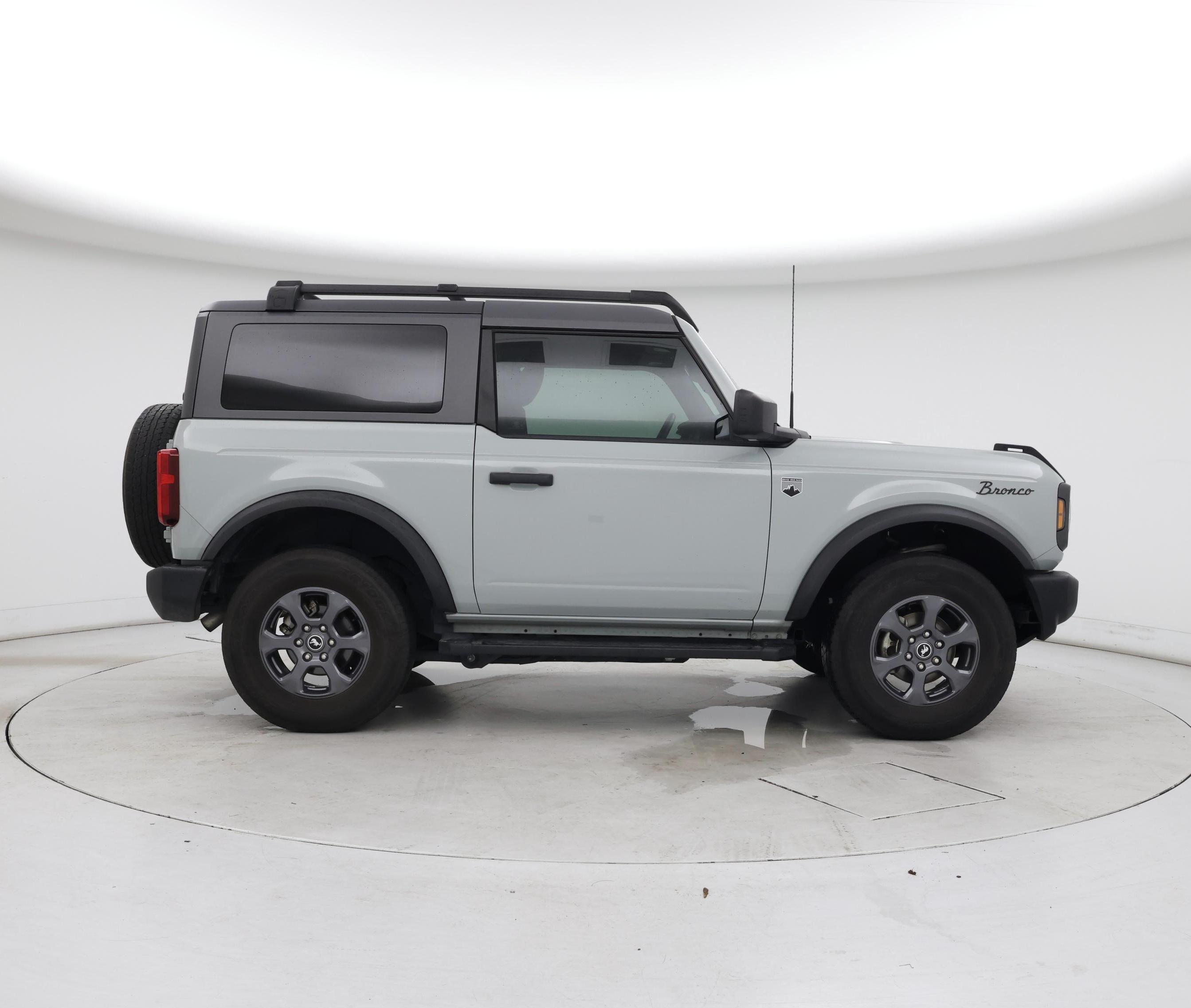 Thumbnail: 2022 Ford Bronco - 7