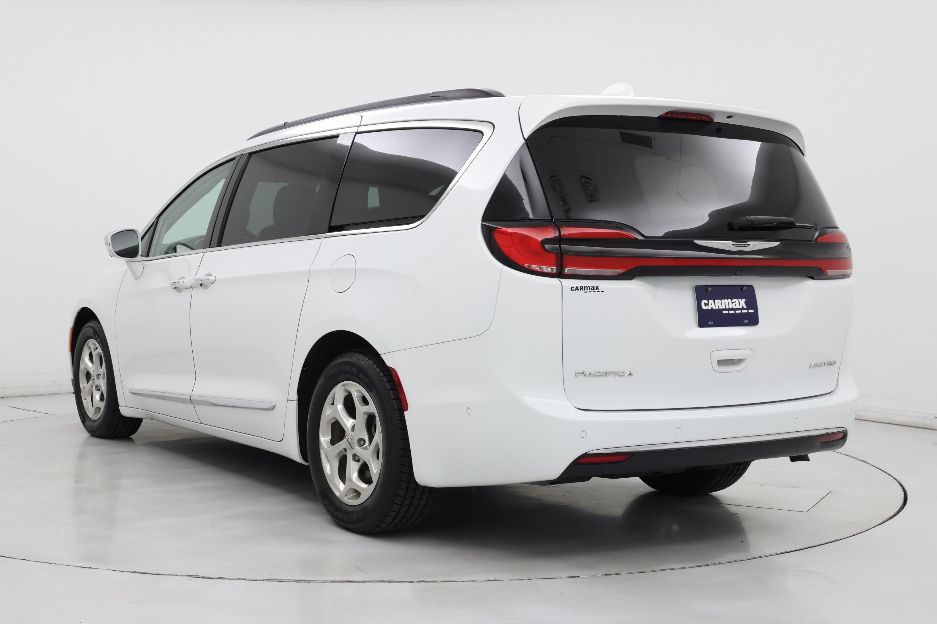 Thumbnail: 2022 Chrysler Pacifica - 2