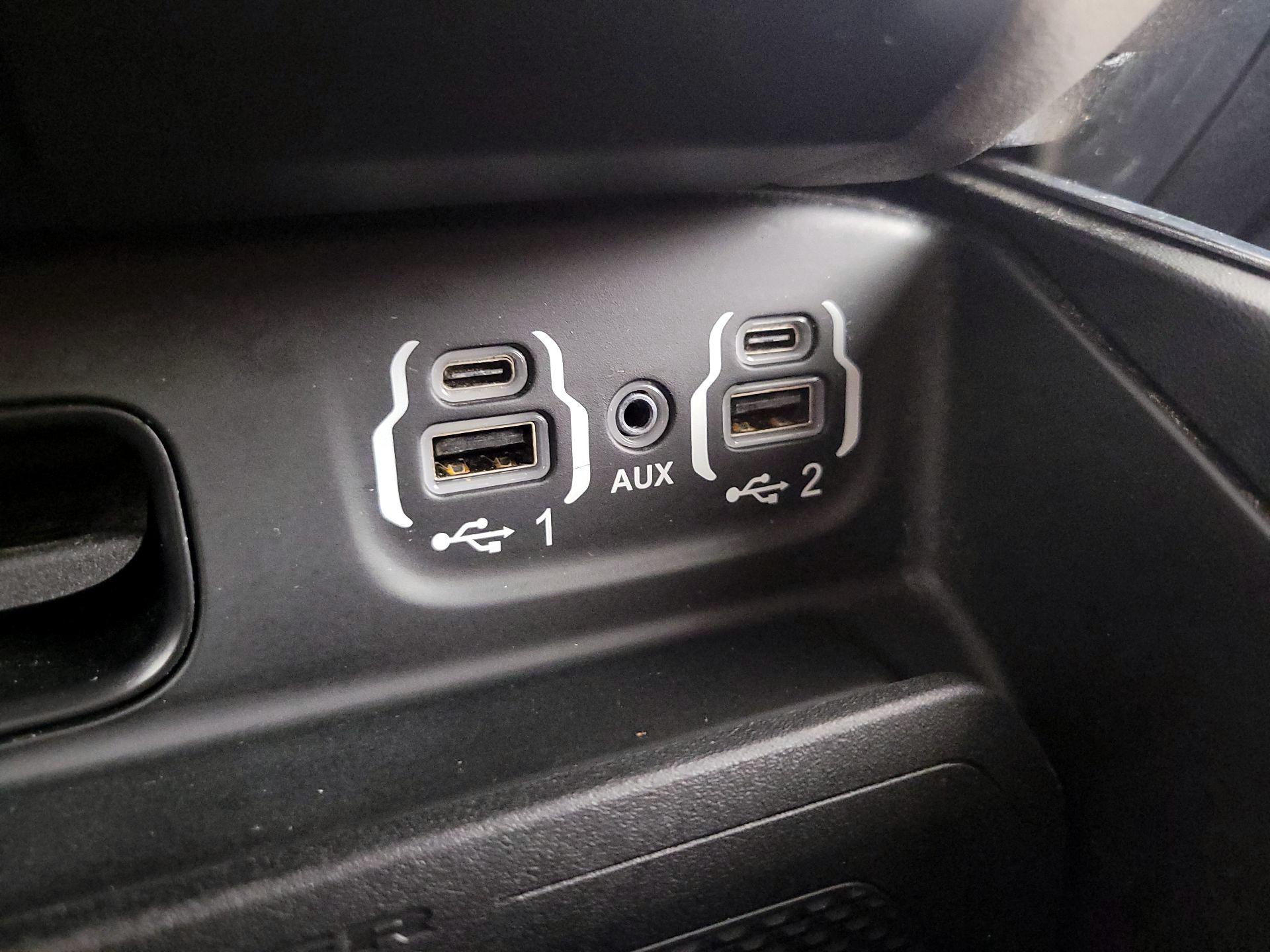 Thumbnail: 2021 RAM 1500 - 18