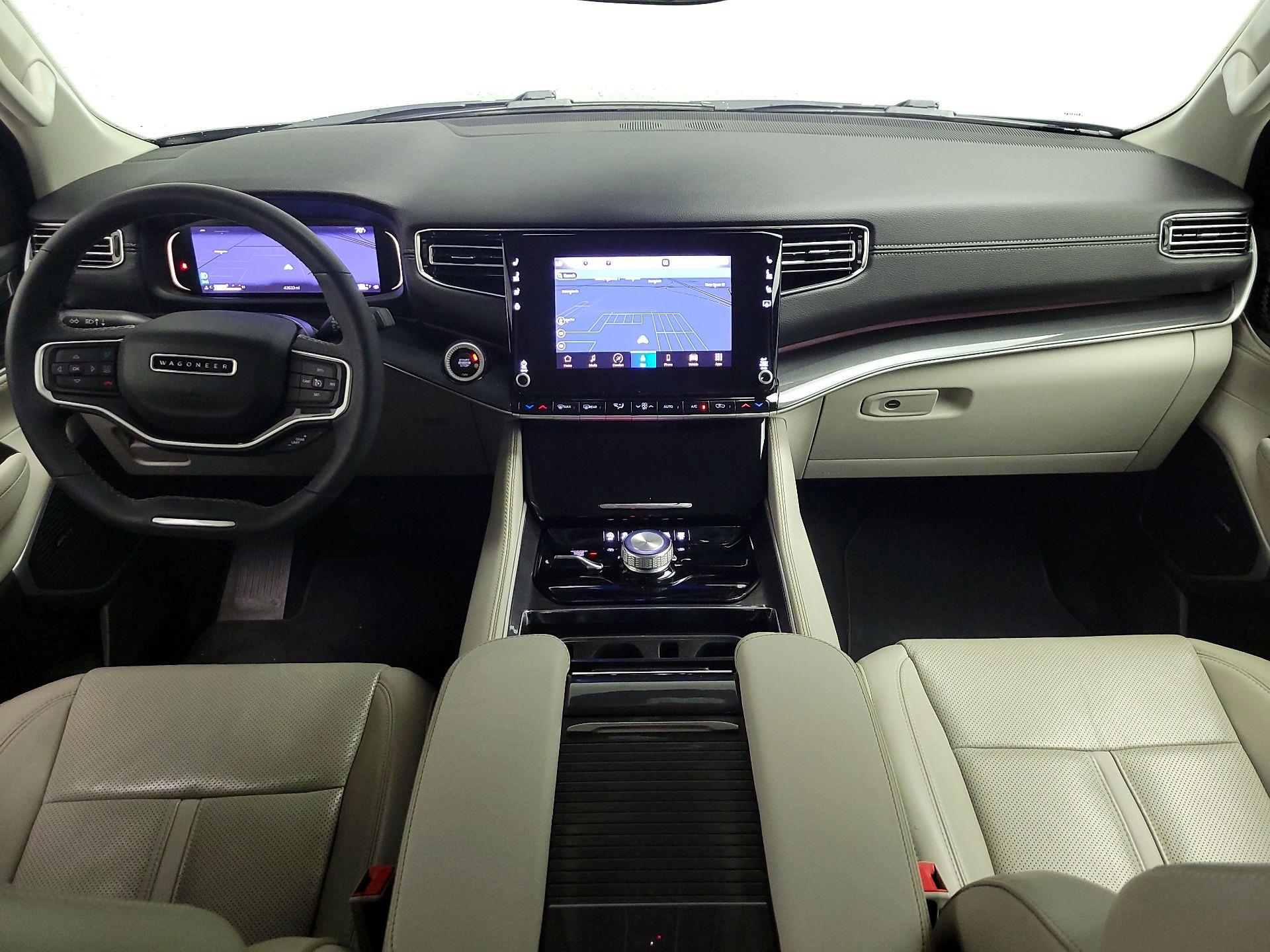 Thumbnail: 2022 Jeep Wagoneer - 9