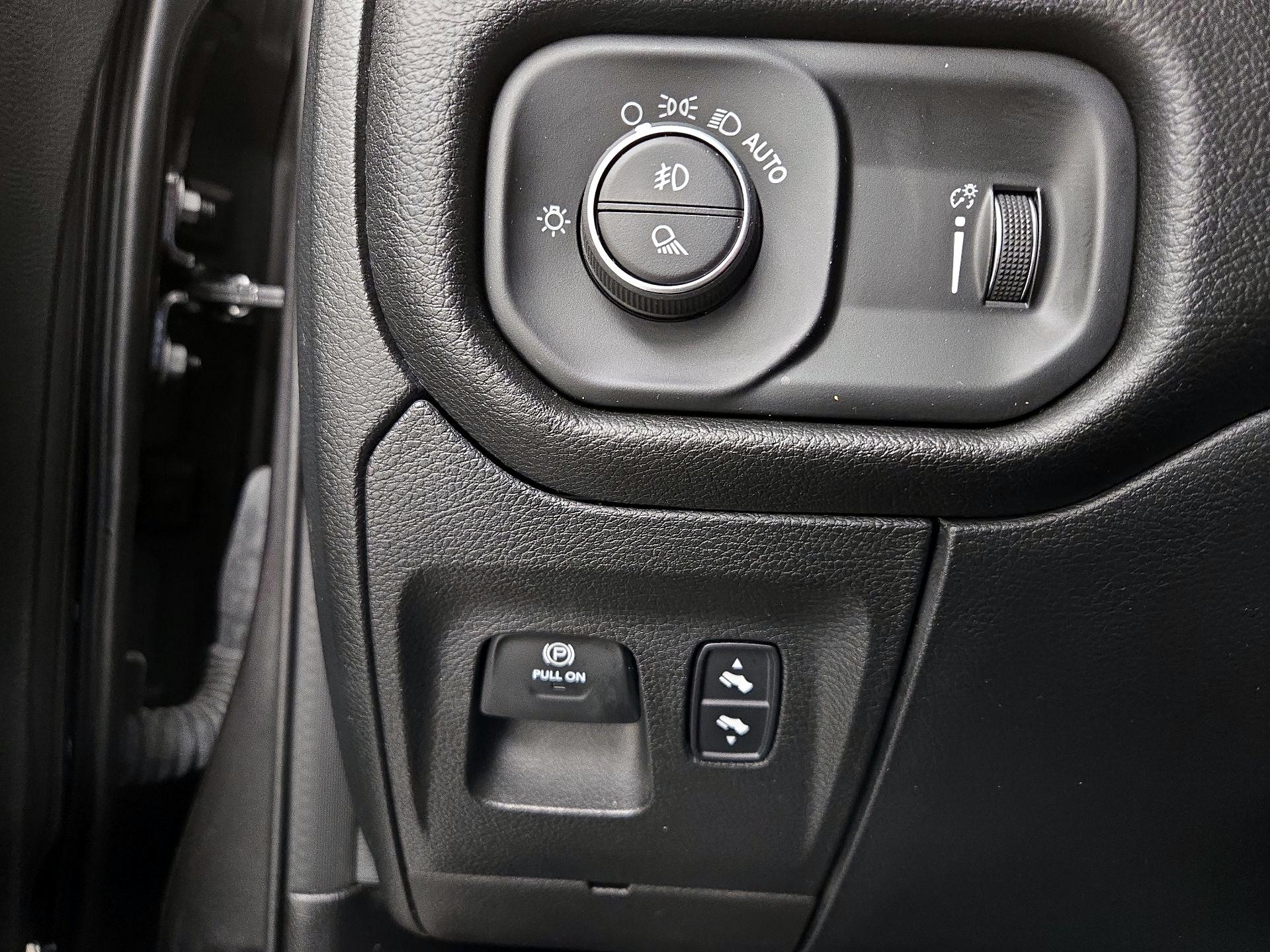 Thumbnail: 2022 RAM 1500 - 13
