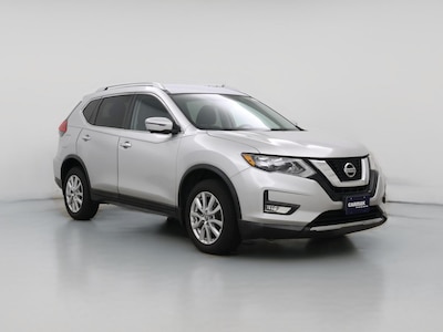 Silver 2017 Nissan Rogue SV