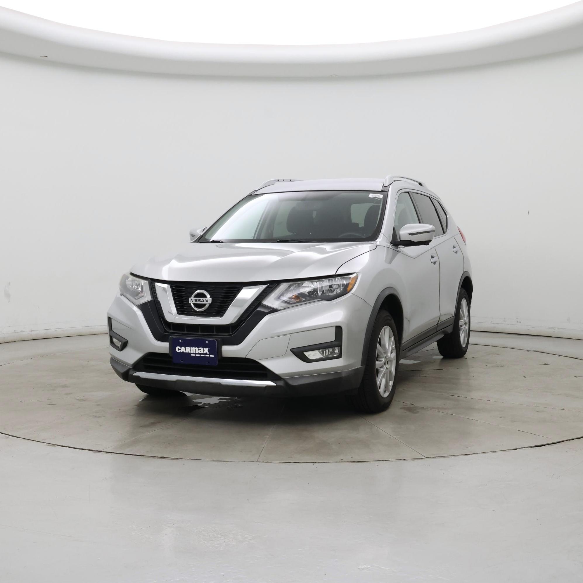 Thumbnail: 2017 Nissan Rogue - 4