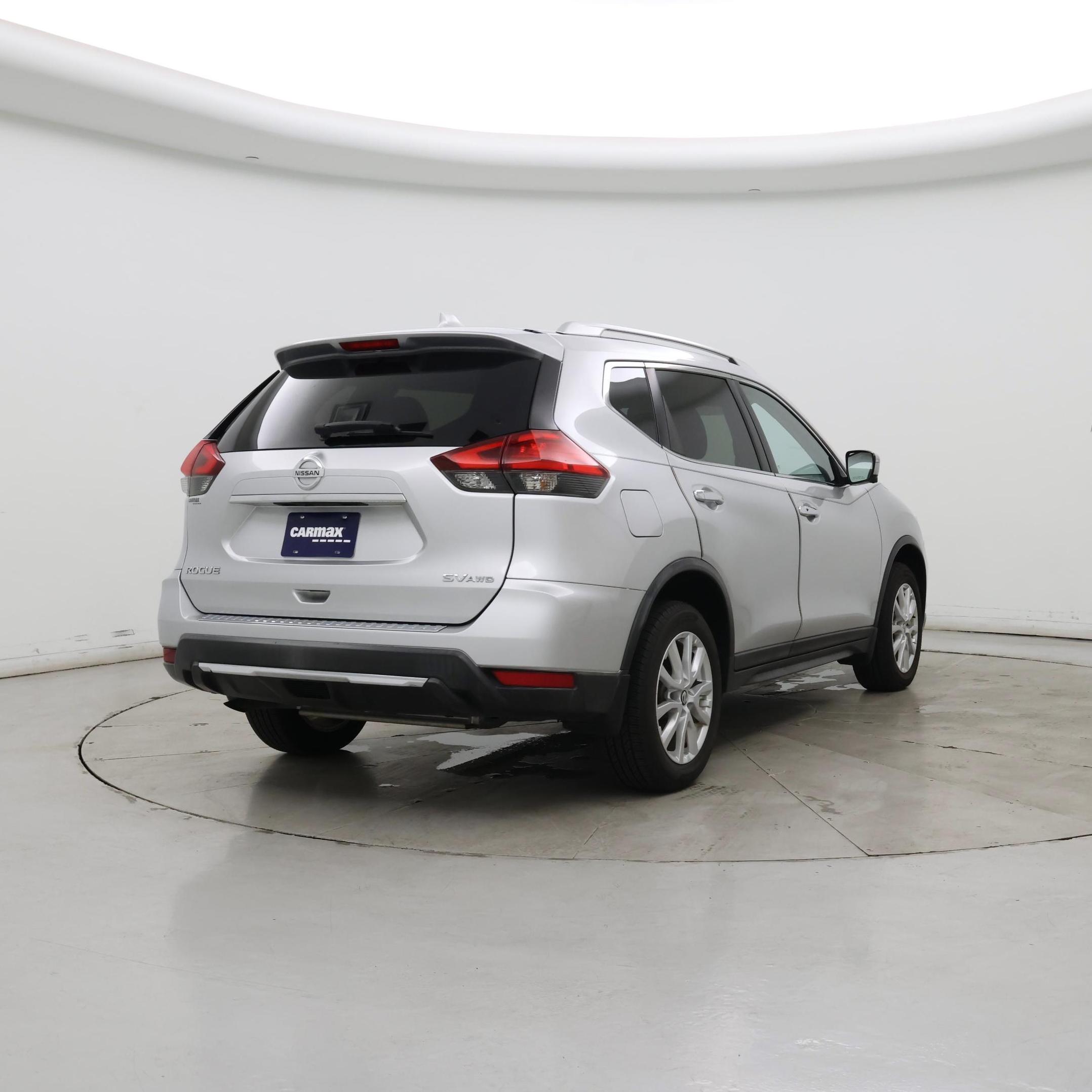 Thumbnail: 2017 Nissan Rogue - 8