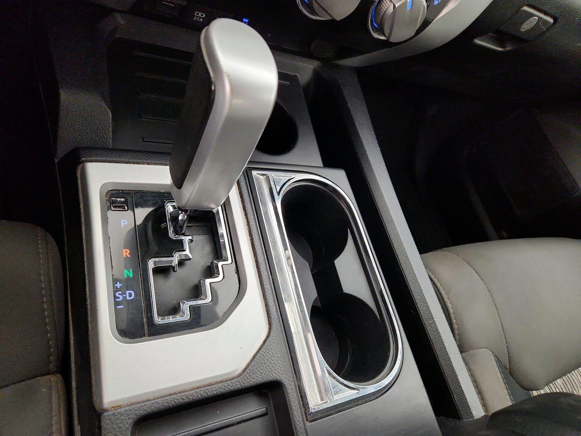 Thumbnail: 2021 Toyota Tundra - 18