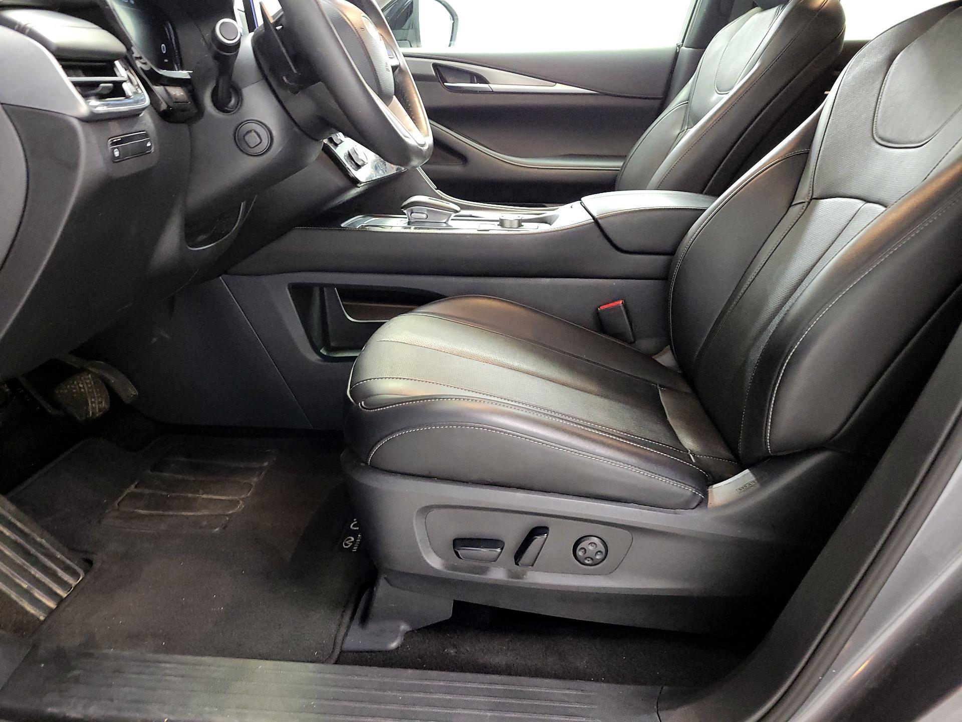 Thumbnail: 2024 INFINITI QX60 - 11