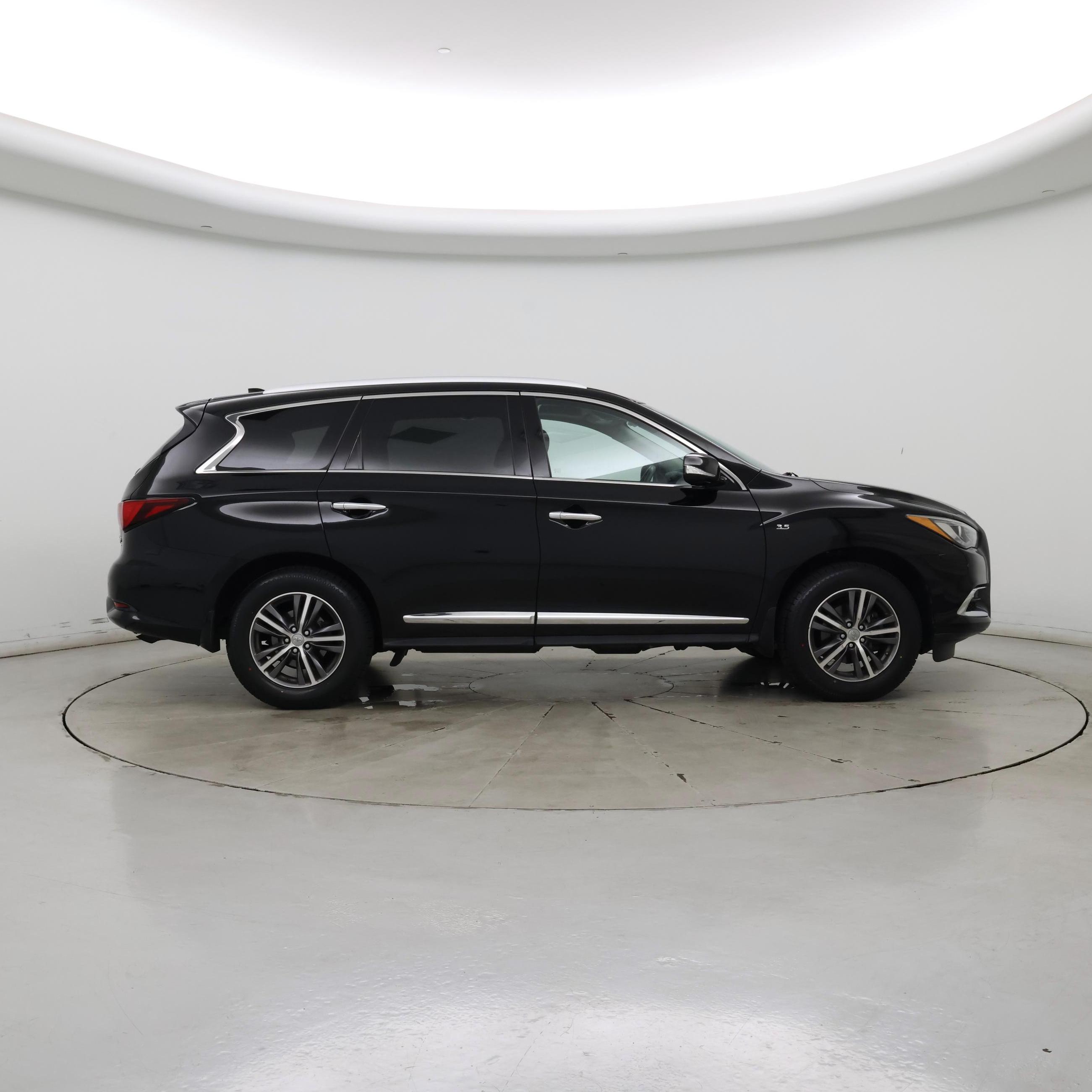Thumbnail: 2017 INFINITI QX60 - 7