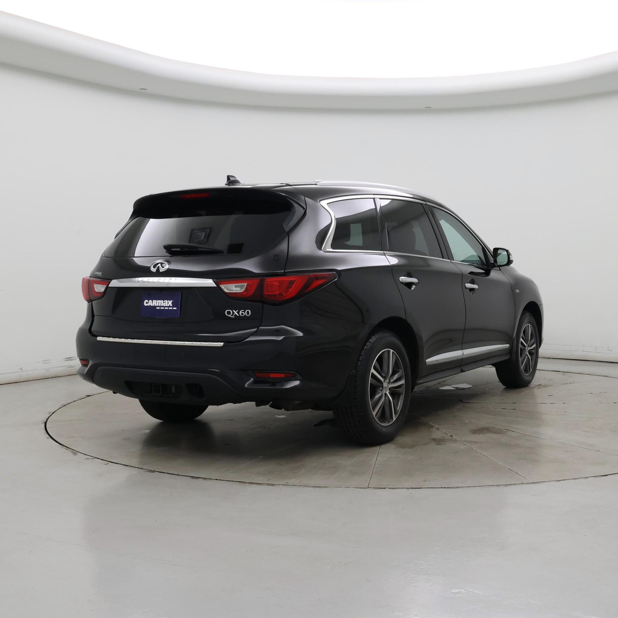 Thumbnail: 2017 INFINITI QX60 - 8