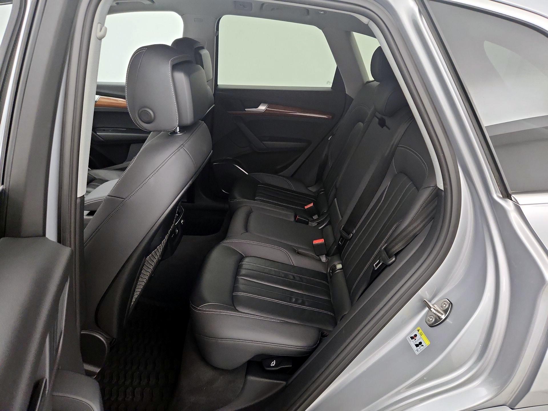Thumbnail: 2022 Audi Q5 - 19