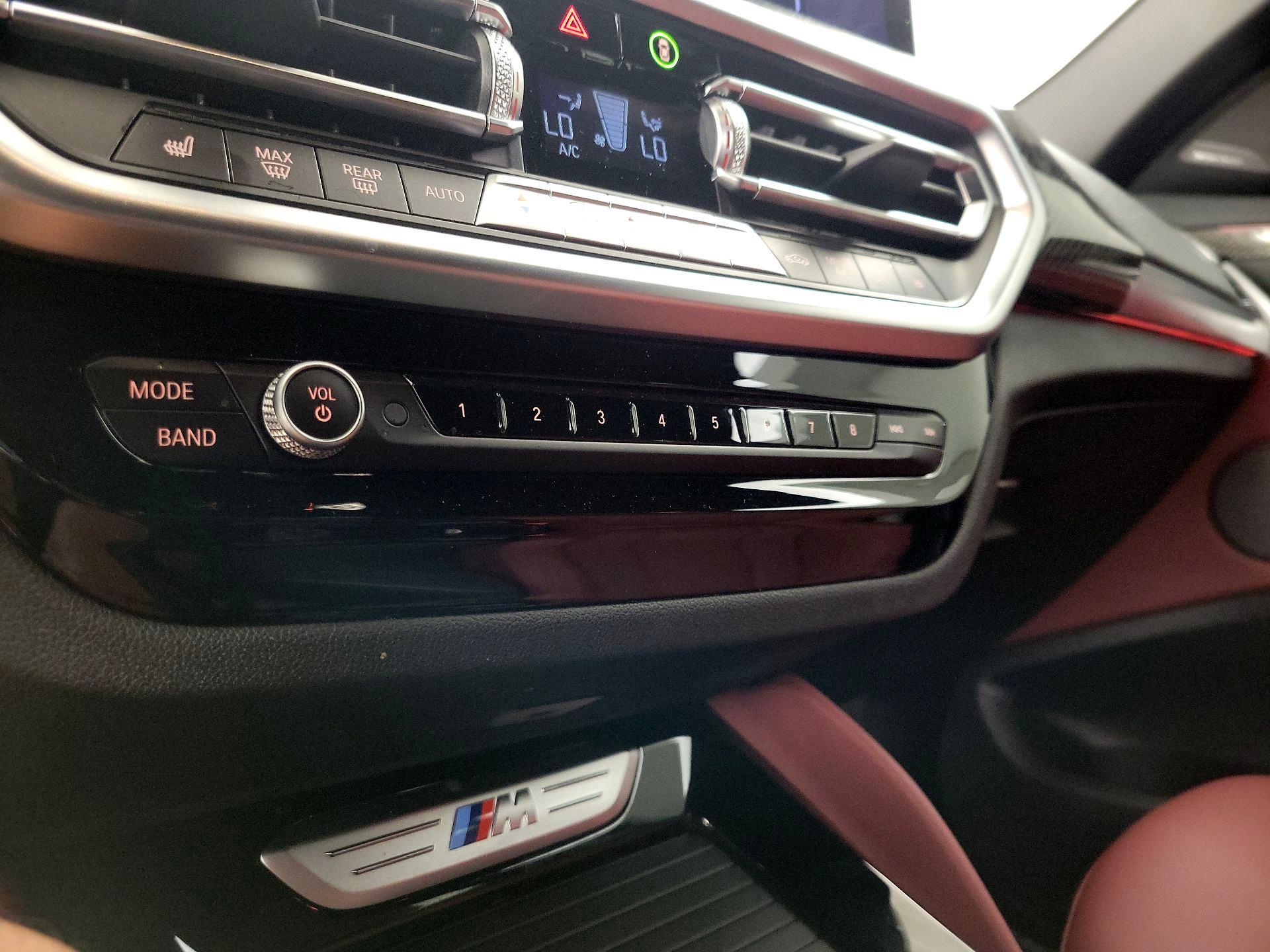 Thumbnail: 2024 BMW X4 - 17