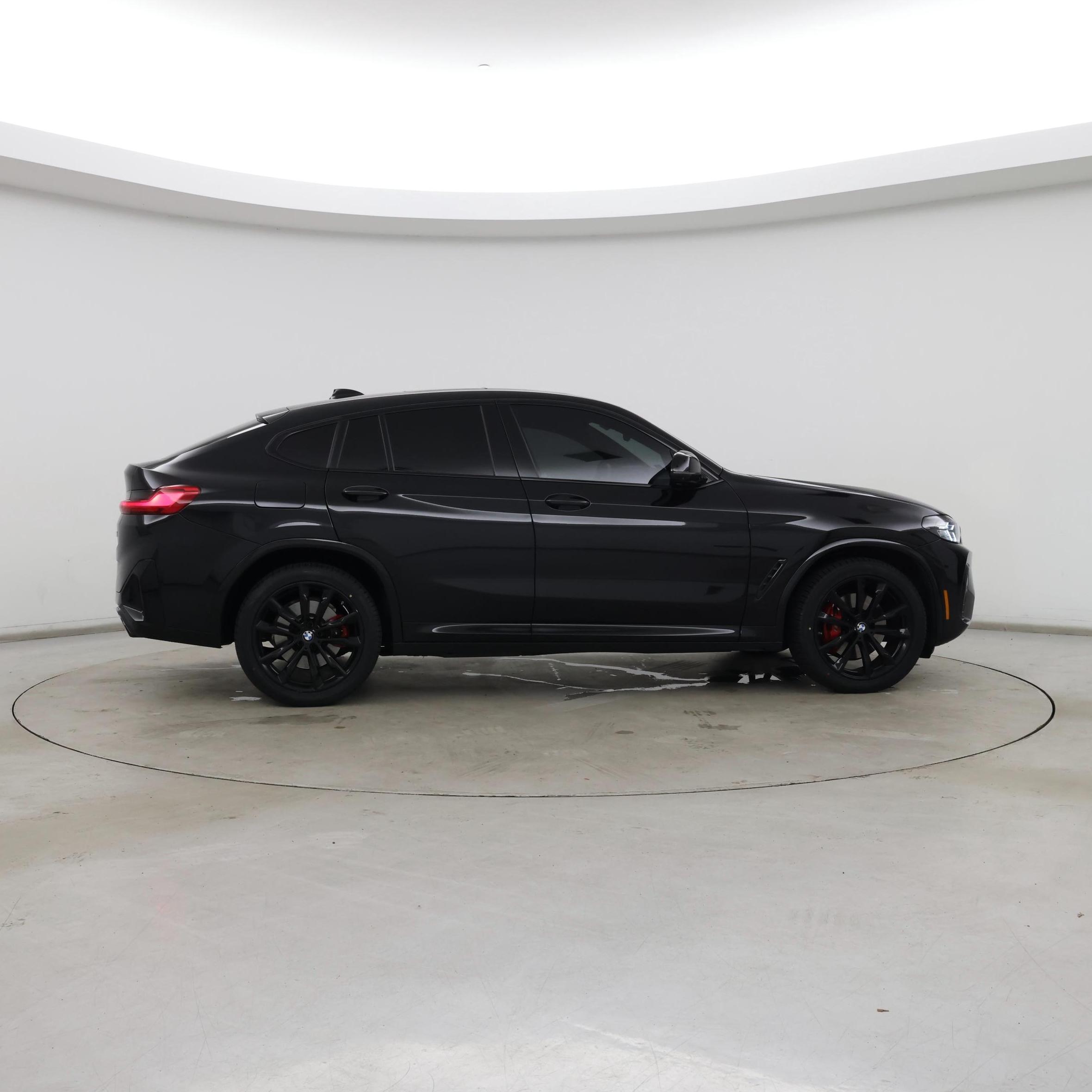 Thumbnail: 2024 BMW X4 - 7