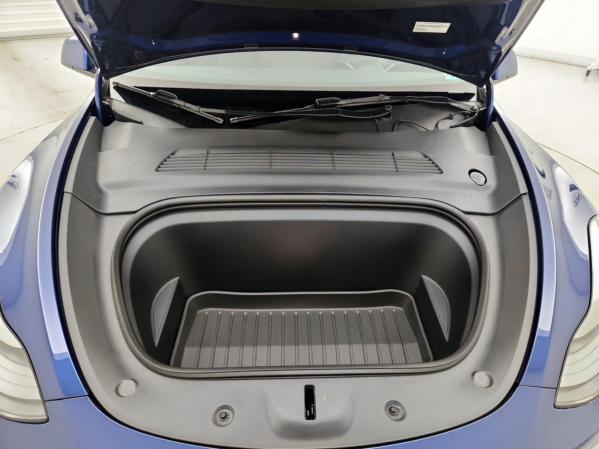 Thumbnail: 2023 Tesla Model Y - 20