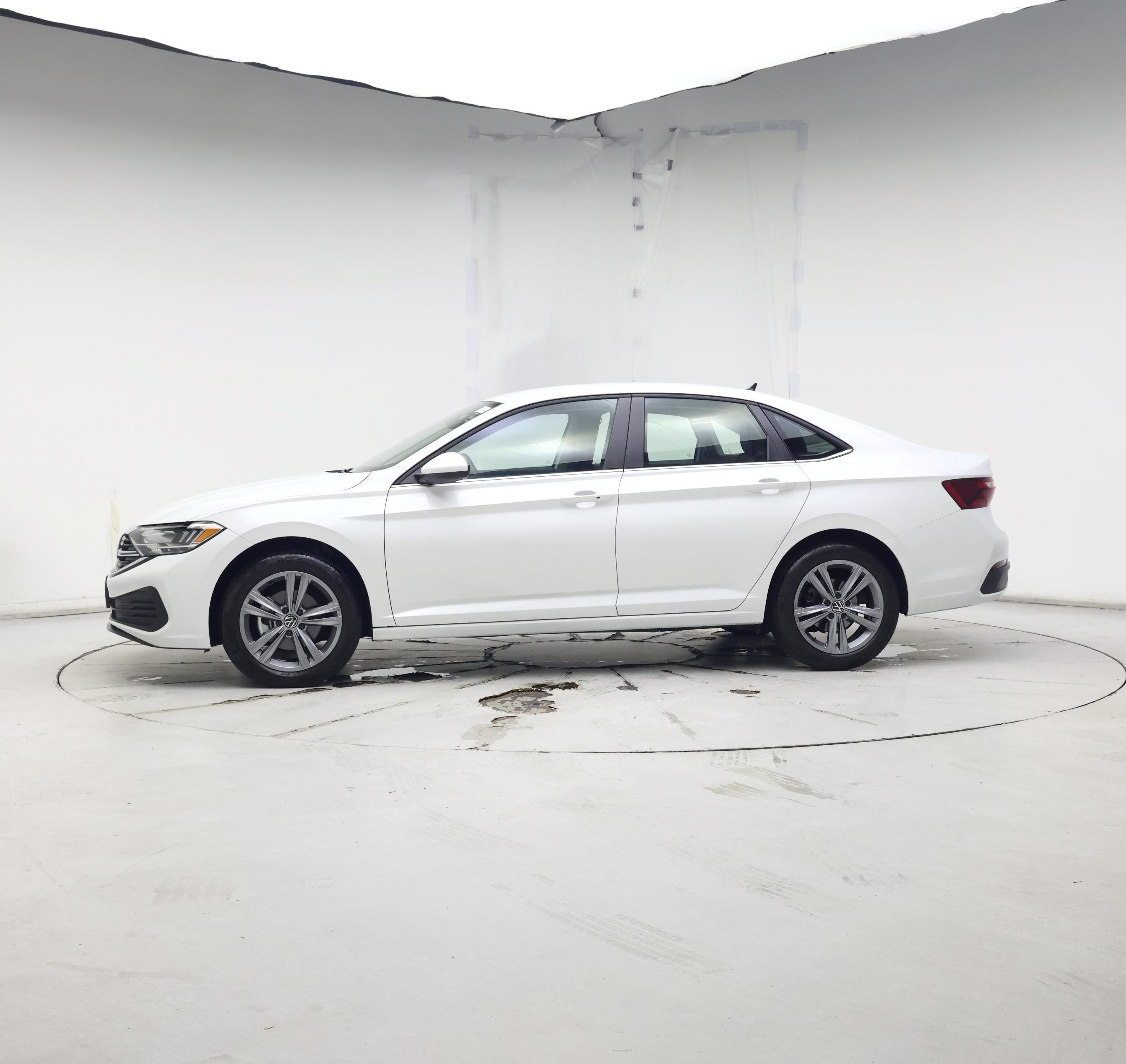 Thumbnail: 2024 Volkswagen Jetta - 3